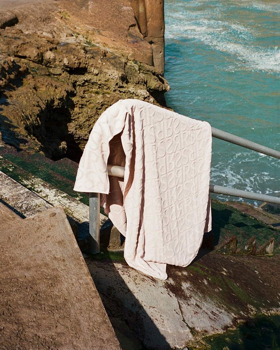 Monogram beach towel - Beach towel 100x180 cm I Ivory 1 - Rabens Saloner - DK
