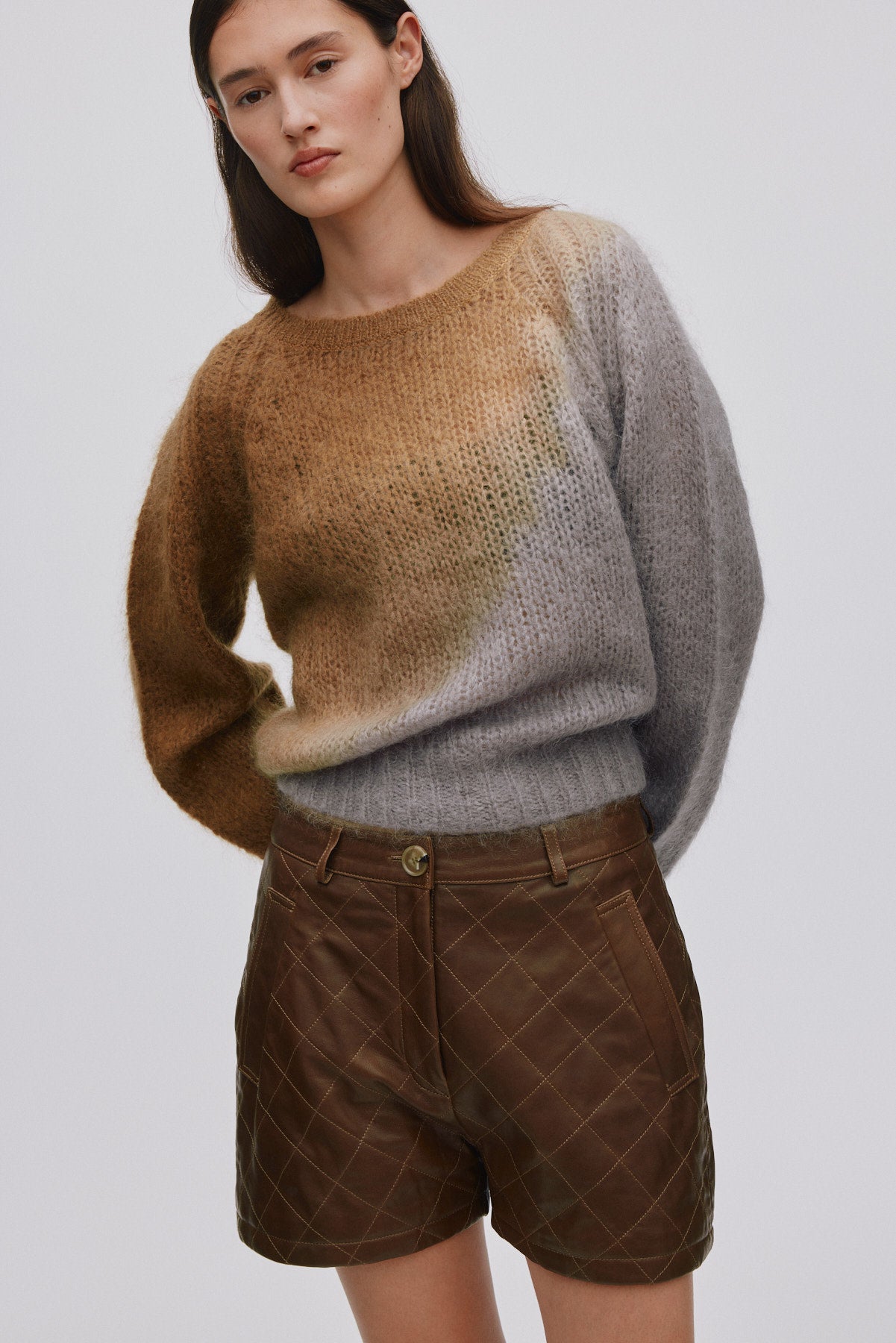 Bet - Quilted leather shorts I Olive 8 - Rabens Saloner - DK