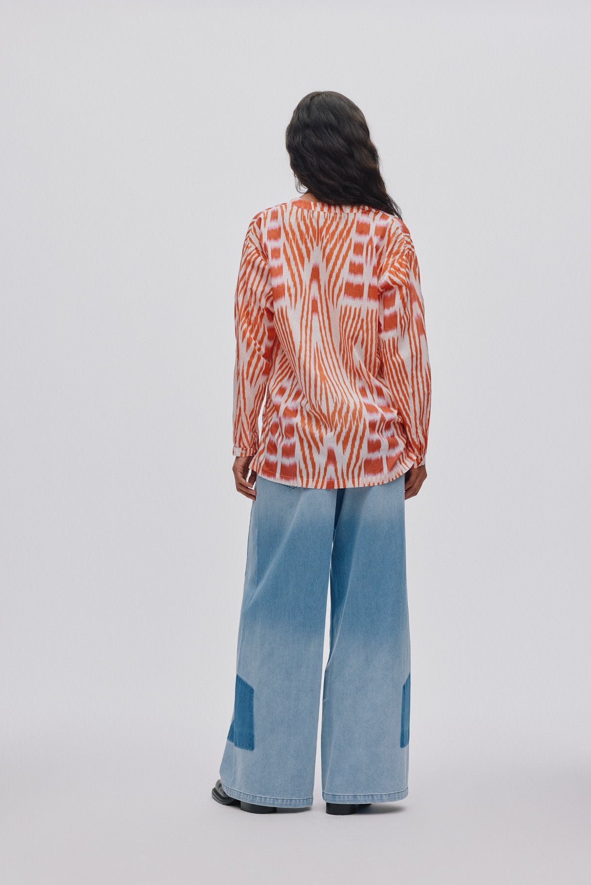 Sibyl - Ikat voile shirt I Mandarin pink ivory 2 - Rabens Saloner - DK