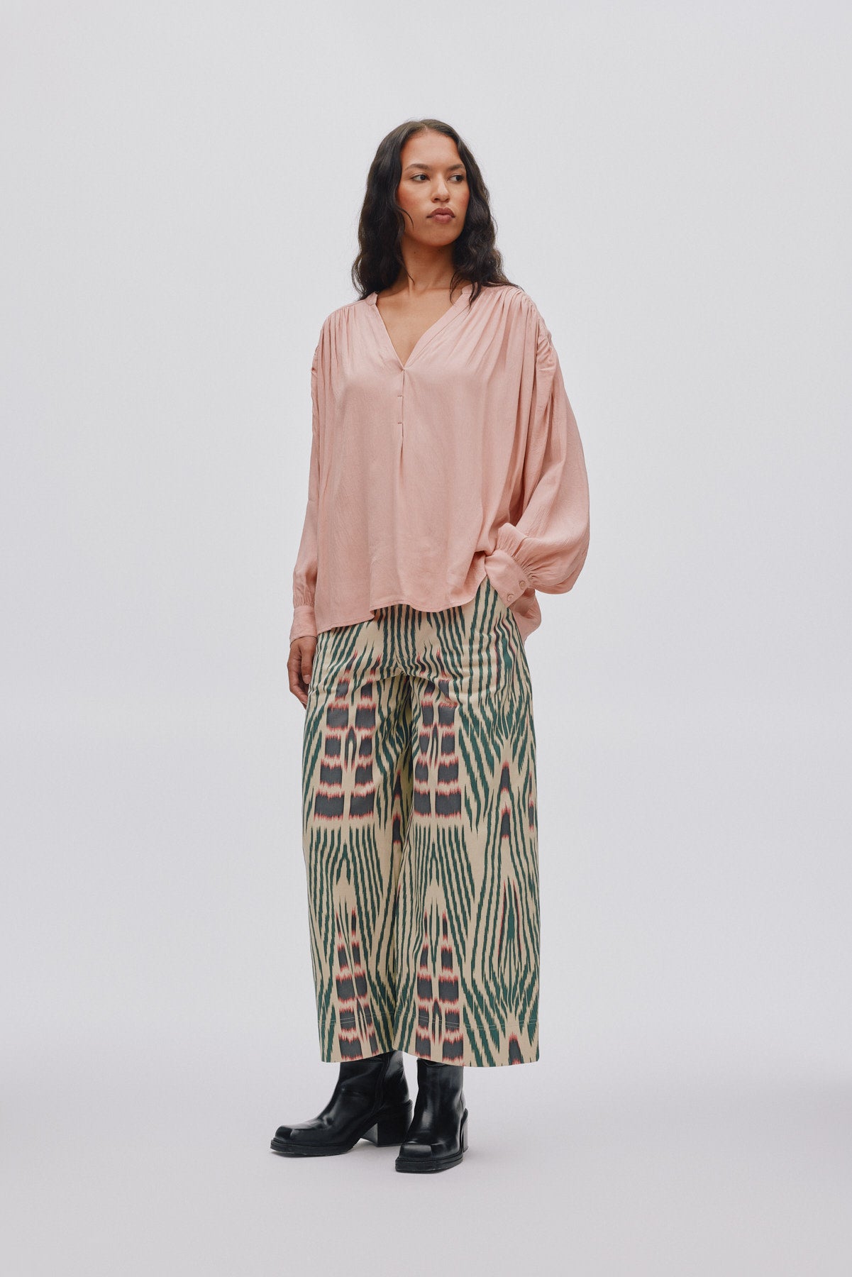 Meg - Sheer lace shirt I Blush 2 - Rabens Saloner - DK