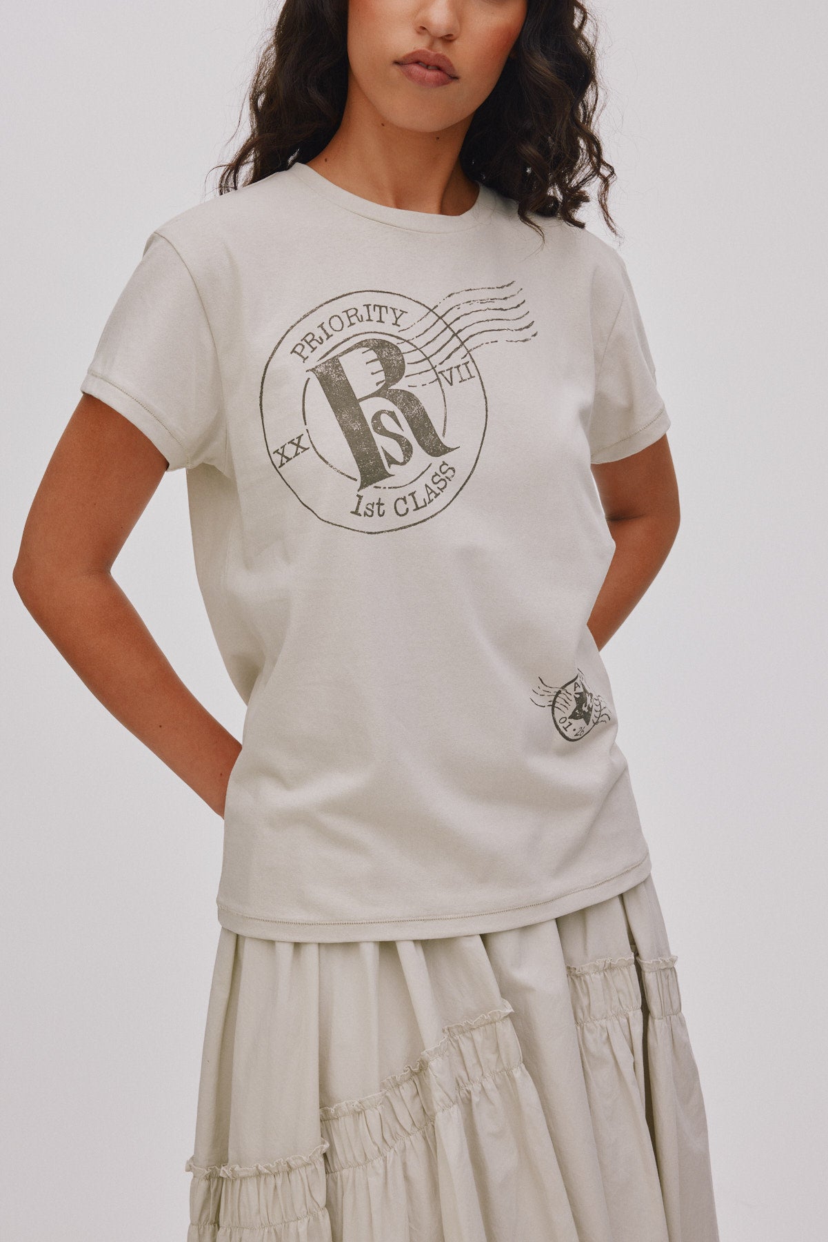 Ambla - Postal t-shirt I Dirty chalk 2 - Rabens Saloner - DK