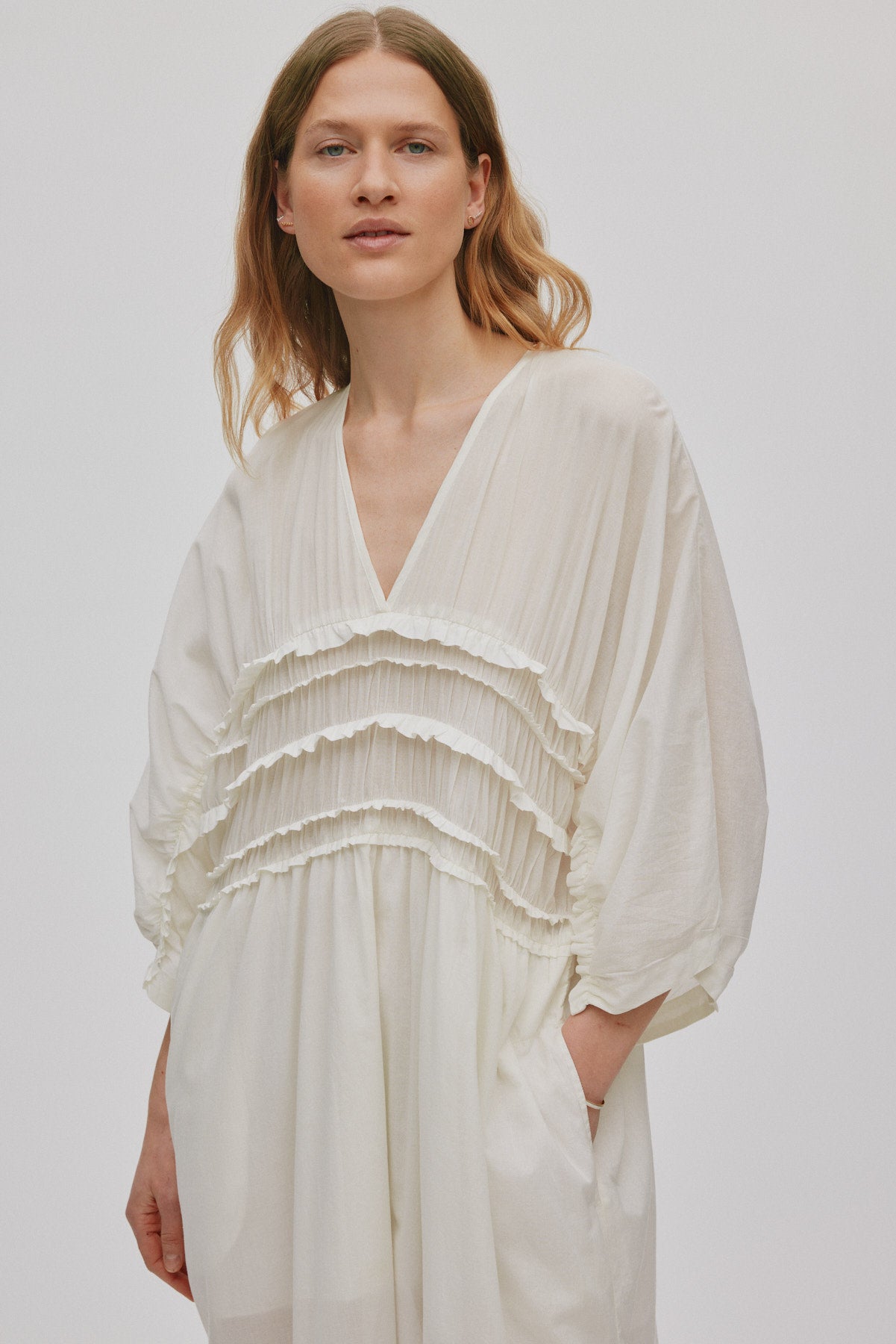 Ina - Voile frill gathered dress I Chalk 2 - Rabens Saloner - DK