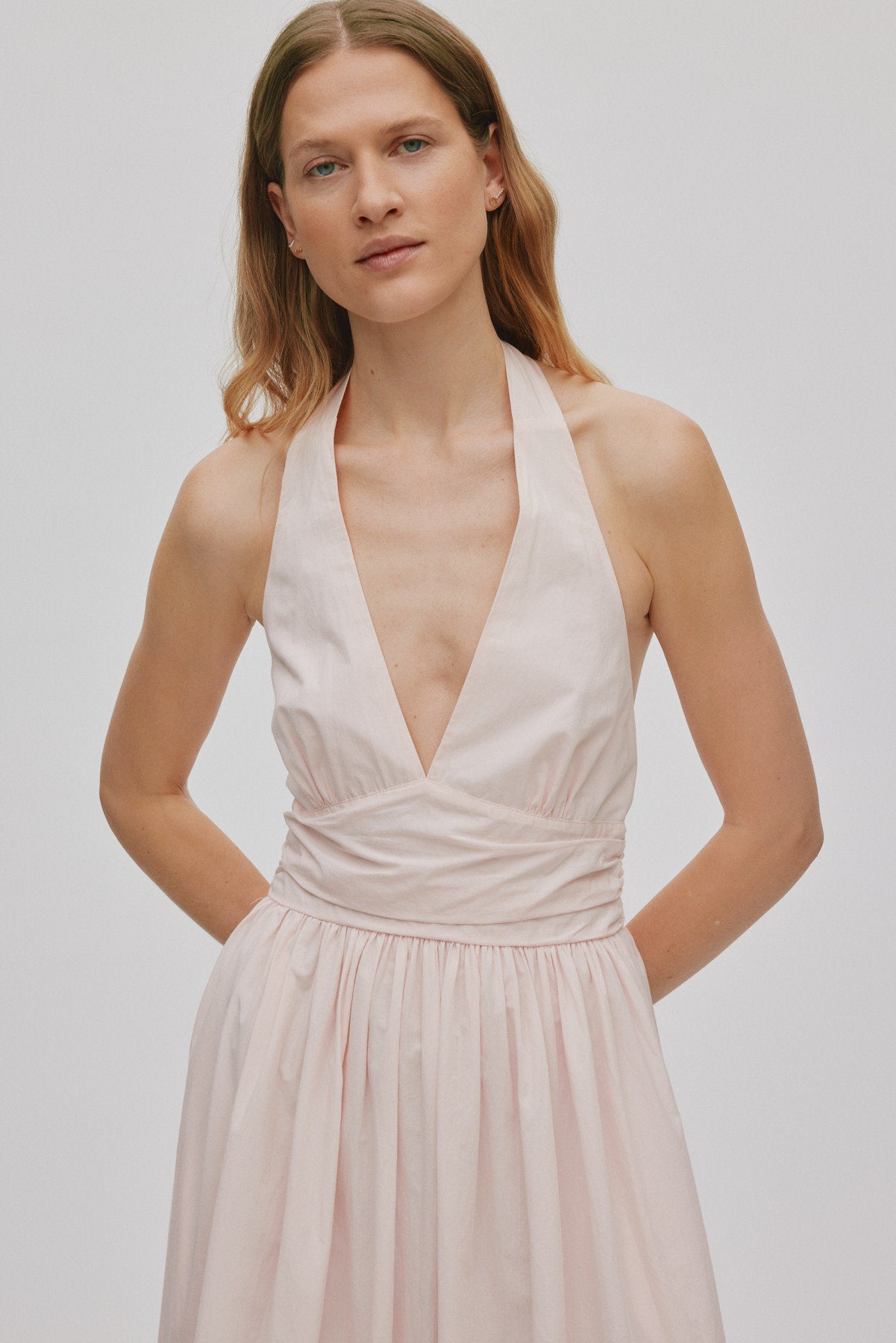 Izette - Poplin halter dress I Light rose 5 - Rabens Saloner - DK