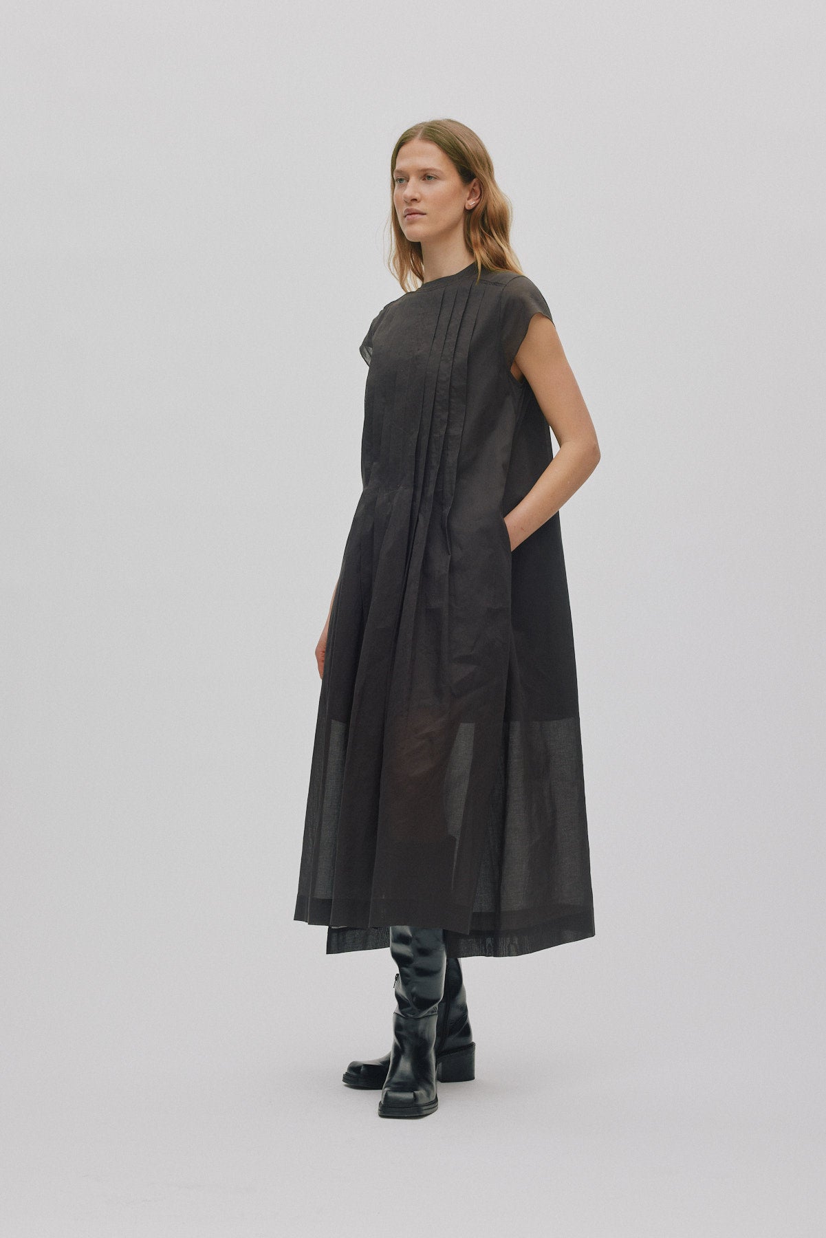 Taya - Multi layer long dress I Liquorice Liquorice XS 2 - Rabens Saloner - DK