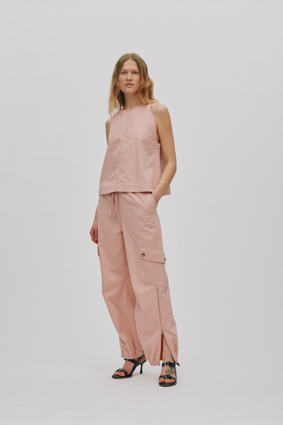 Kaley - Texture canvas halter top I Soft rose 1 - Rabens Saloner - DK