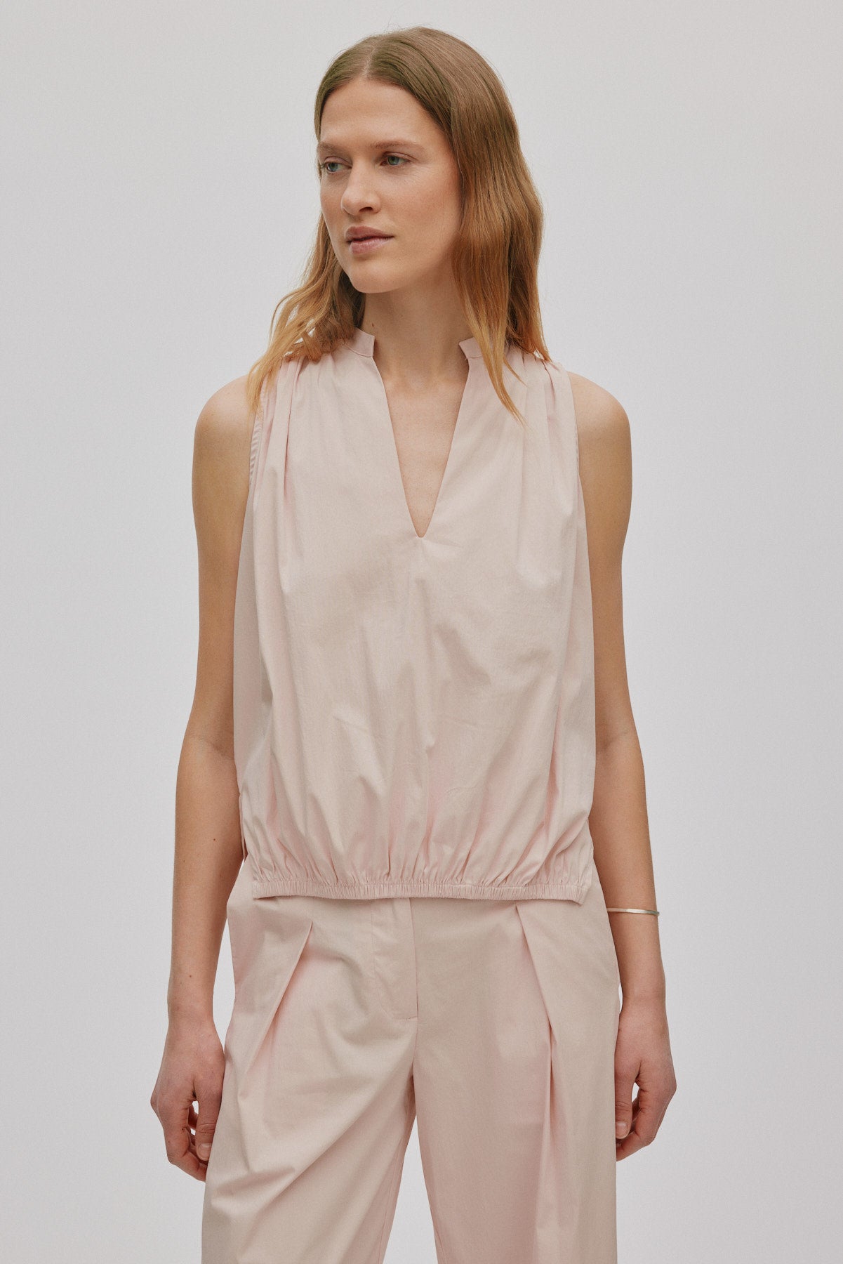 Ingeborg - Papery sleeveless blouse I Powder 2 - Rabens Saloner - DK