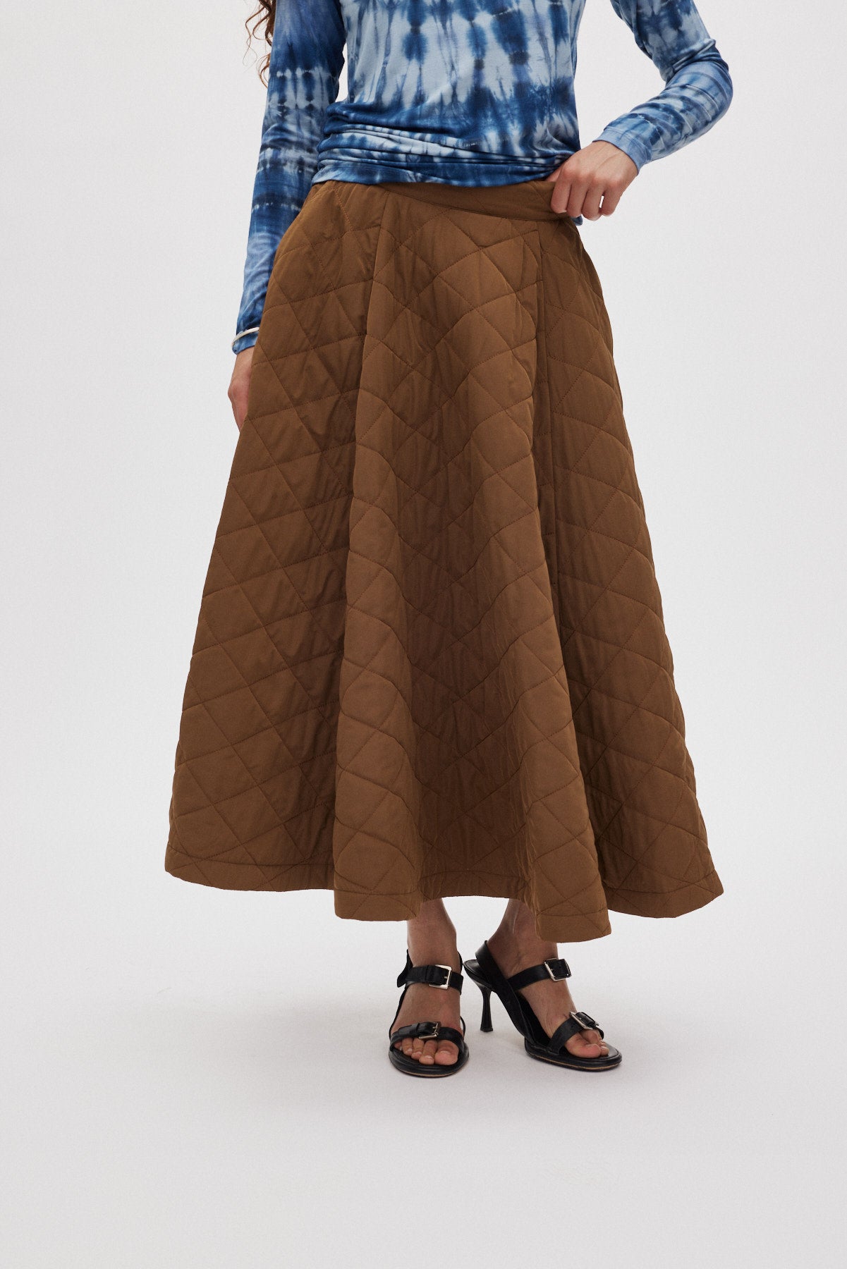 Bisharo - Tech quilt full skirt I Chestnut 2 - Rabens Saloner - DK