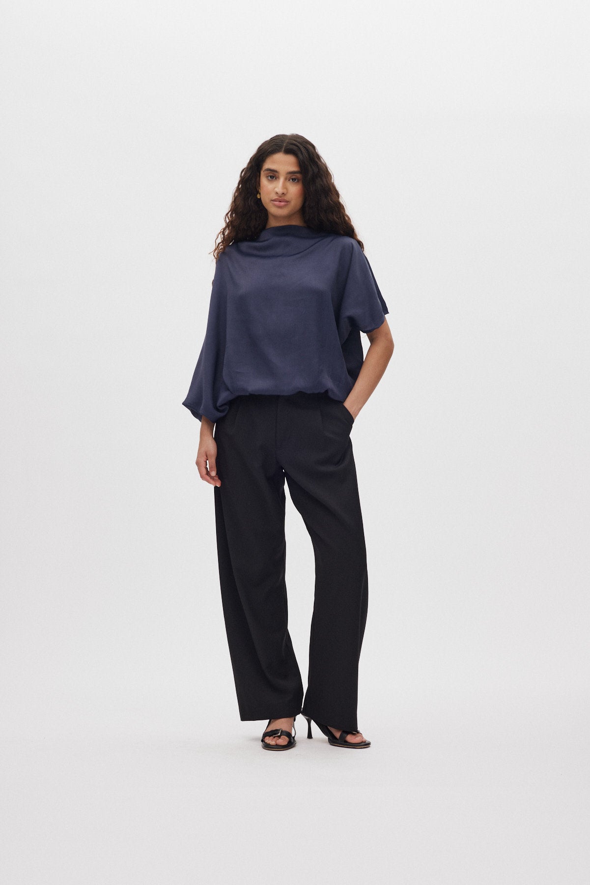 Mist - Ripple drape blouse I Dark Blue Dark Blue XS 2 - Rabens Saloner - DK