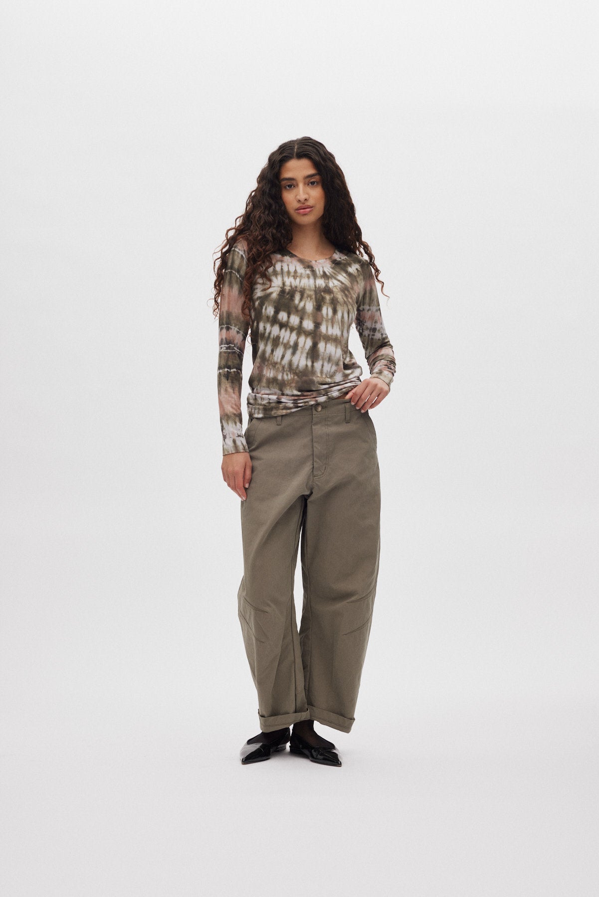 October - Utility shaped pants I Asphalt 4 - Rabens Saloner - DK