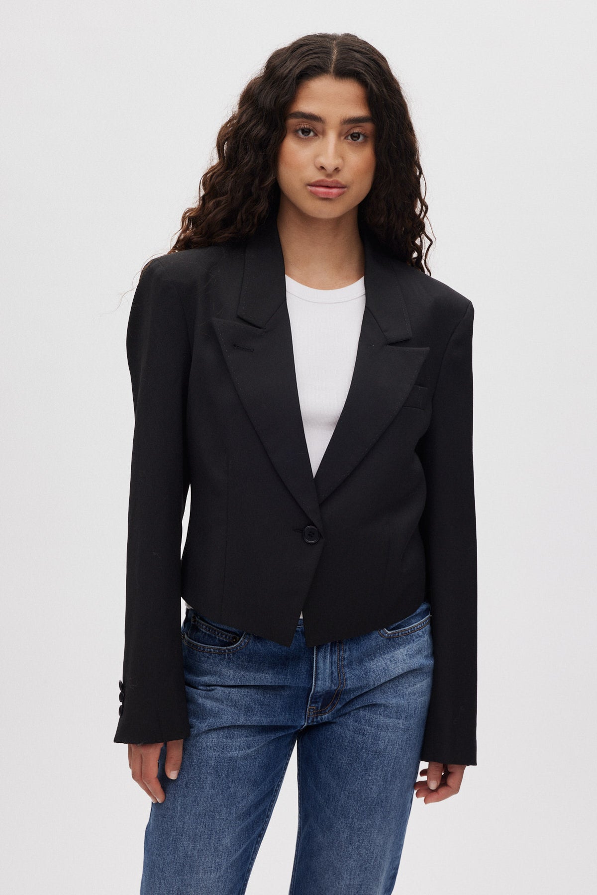 Tamar - Smooth tailoring short jacket I Black 2 - Rabens Saloner - DK