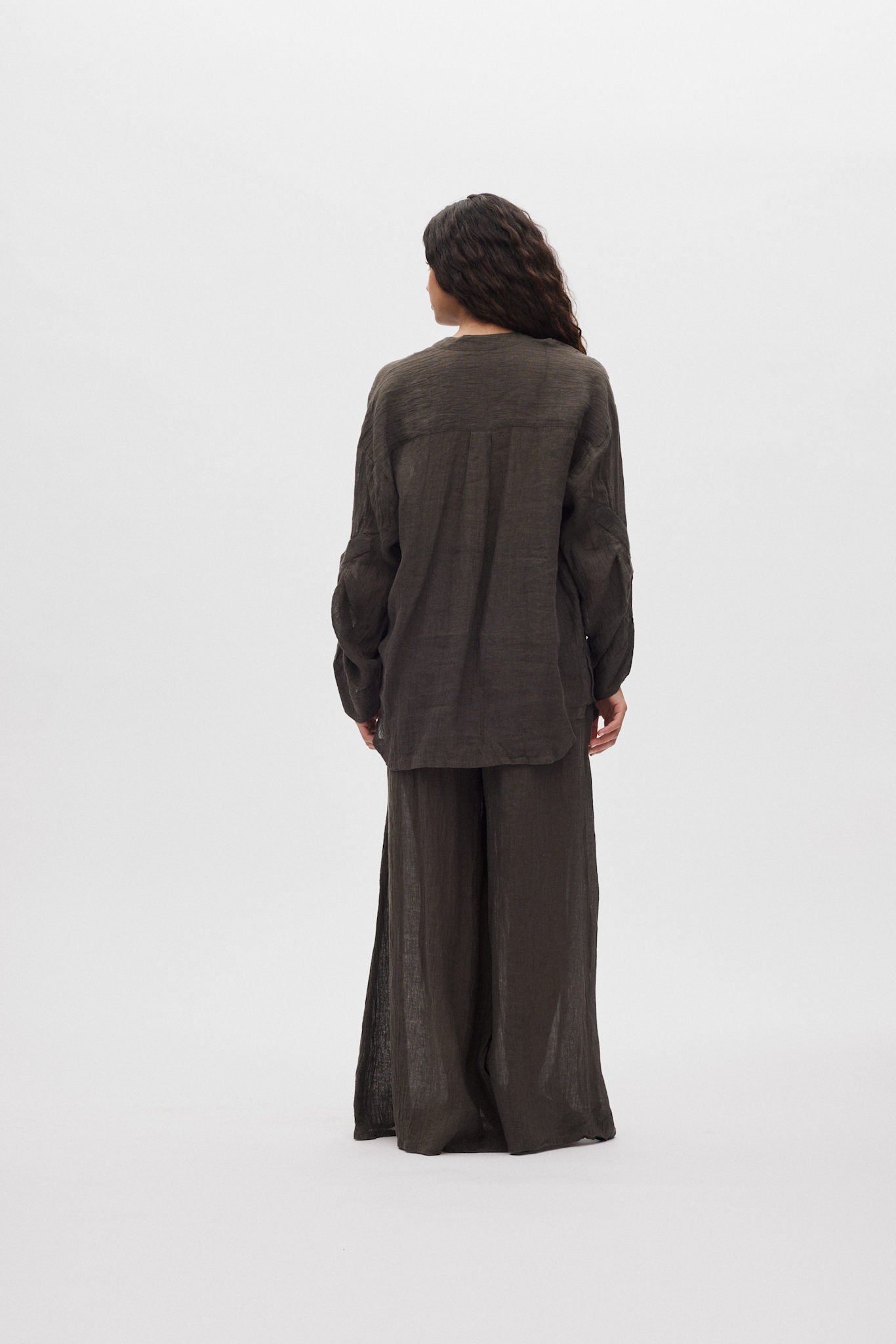 Karam - Crinkled wide leg pants I Faded black 7 - Rabens Saloner - DK