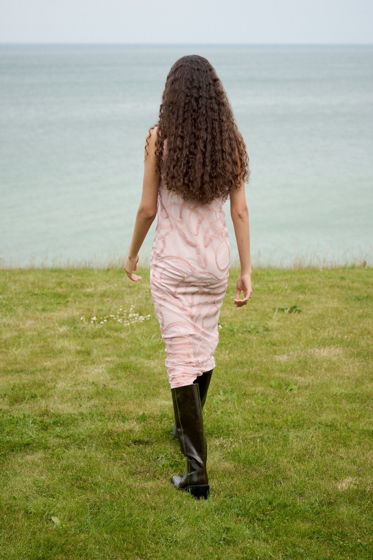 Vita - Scribble long dress I Blush 13 - Rabens Saloner - DK