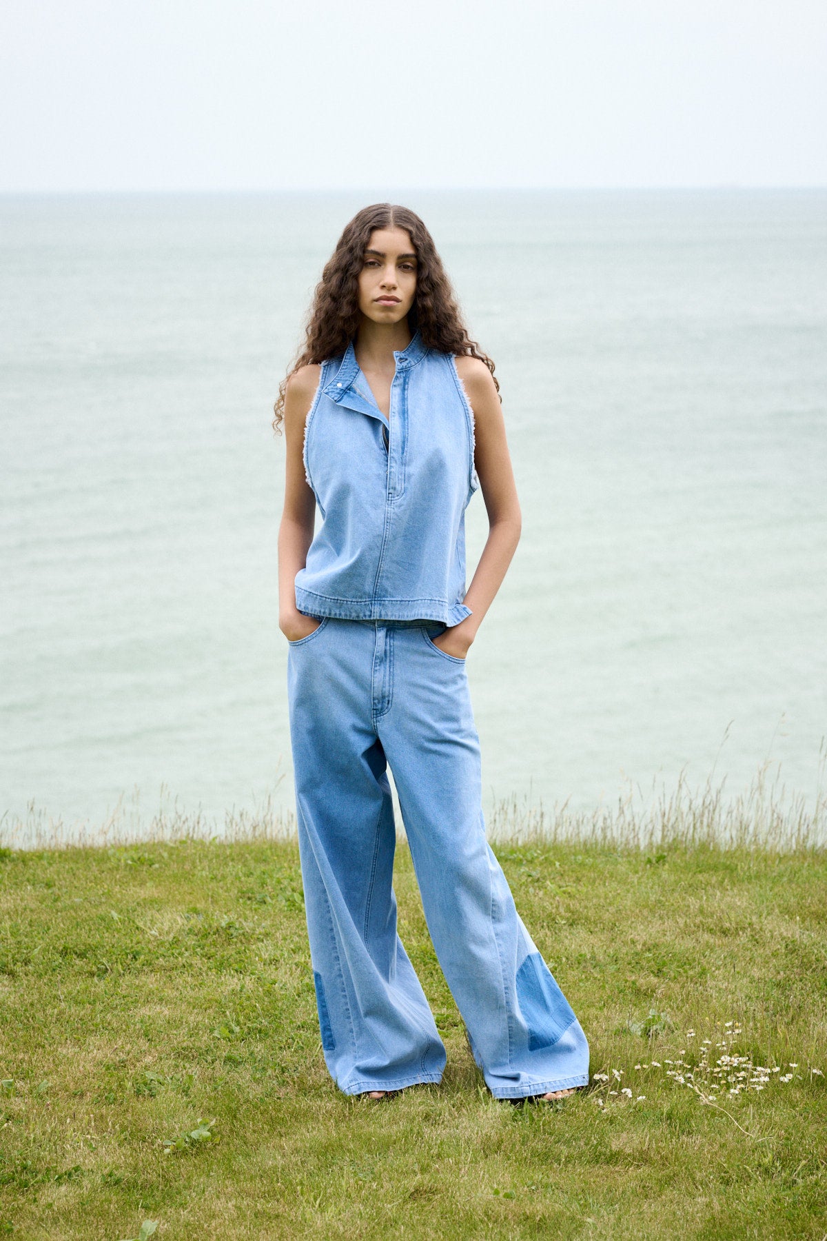 Faya - Light denim halter top I Light washed denim 5 - Rabens Saloner - DK