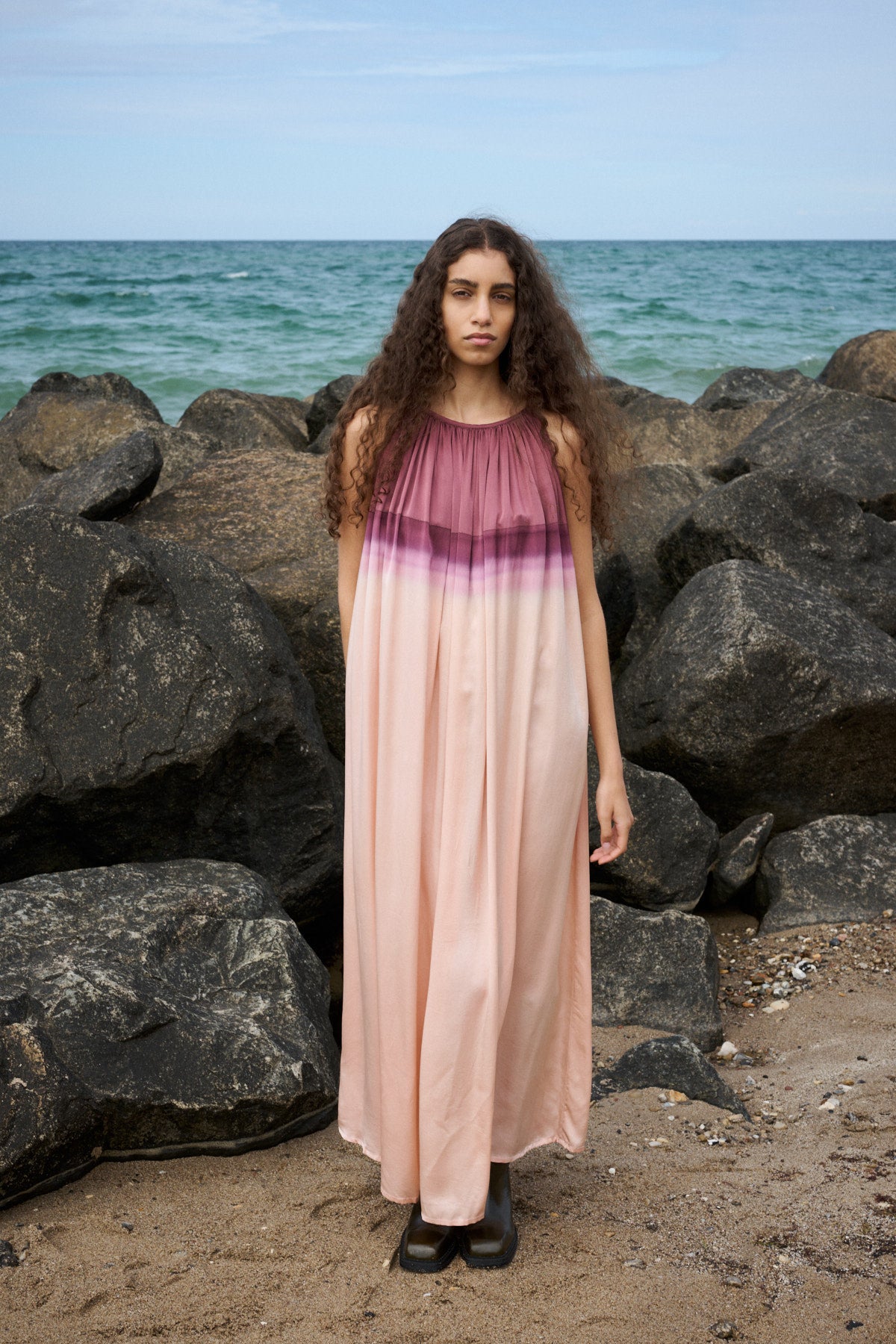 Sabah - Horizon gathered halter dress I Blush combo 4 - Rabens Saloner - DK