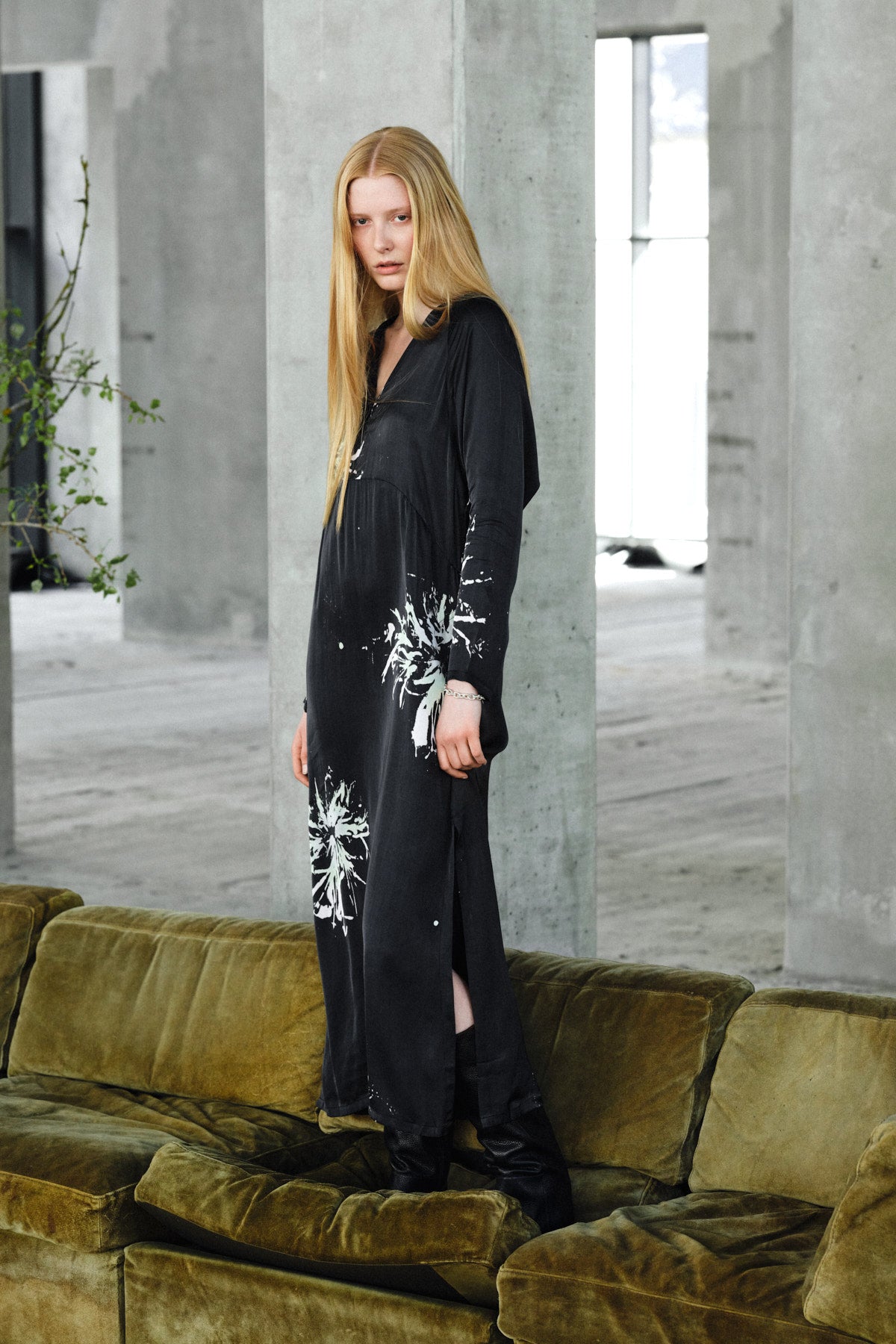 Helma - Lumière kaftan I Iron grey 6 - Rabens Saloner - DK