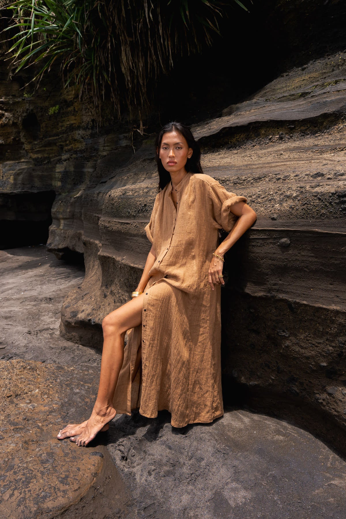 Susi - PRE-ORDER I Crinkled long kaftan I Walnut 3 - Rabens Saloner - DK
