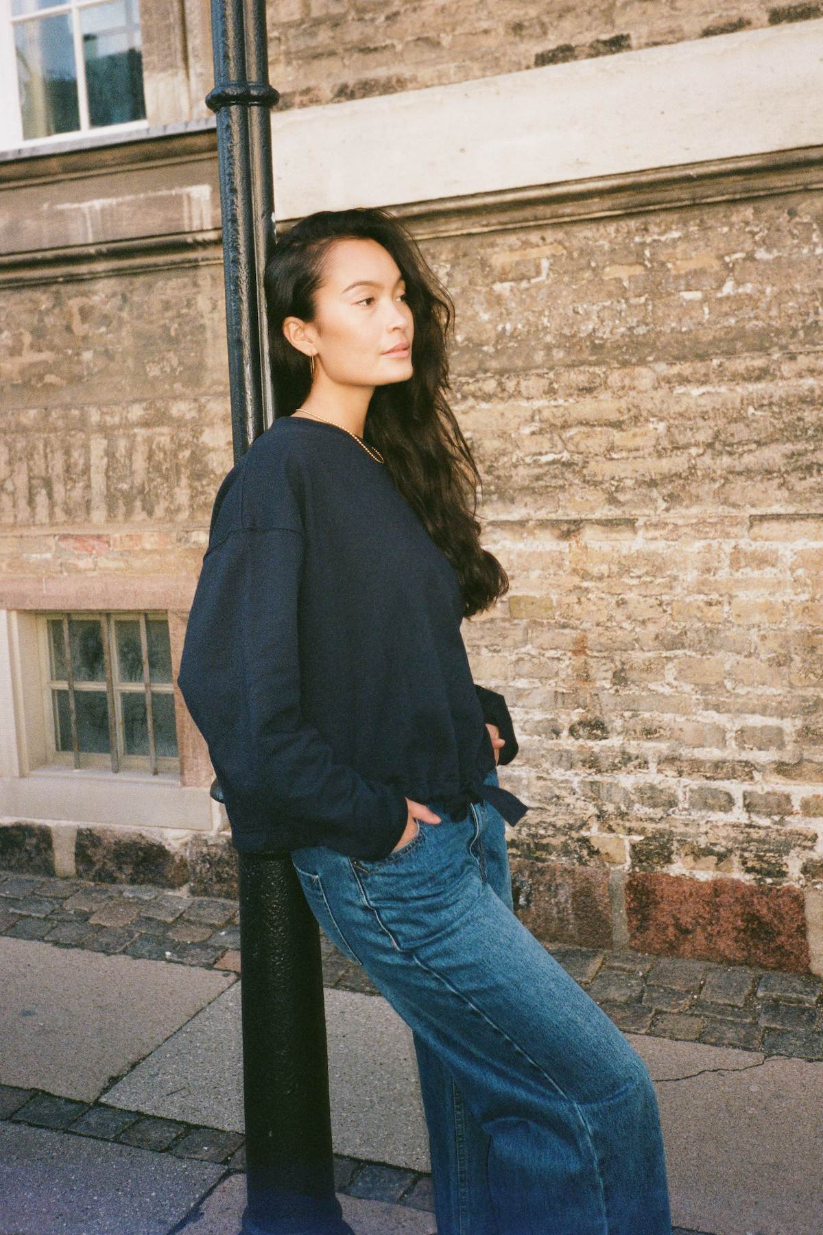 Sheela - Sweat drawstring top I Navy 2 - Rabens Saloner - DK