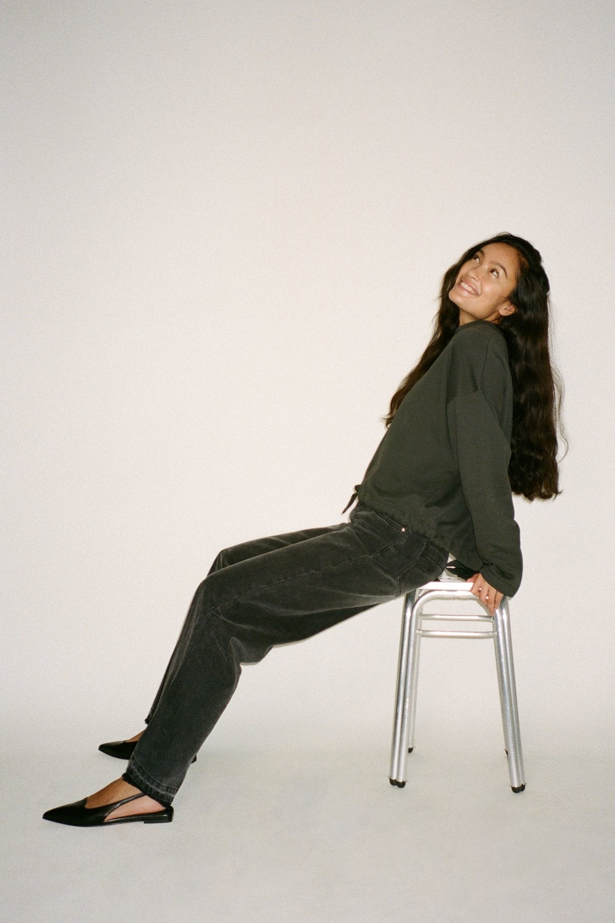 Sheela - Sweat drawstring top I Faded black 3 - Rabens Saloner - DK