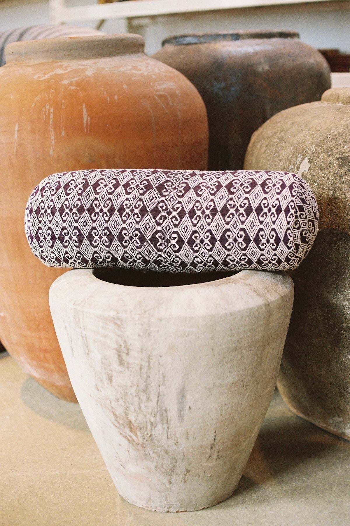 Round long pillow - Pillow 45x18 cm I Purple 2 - Rabens Saloner - DK