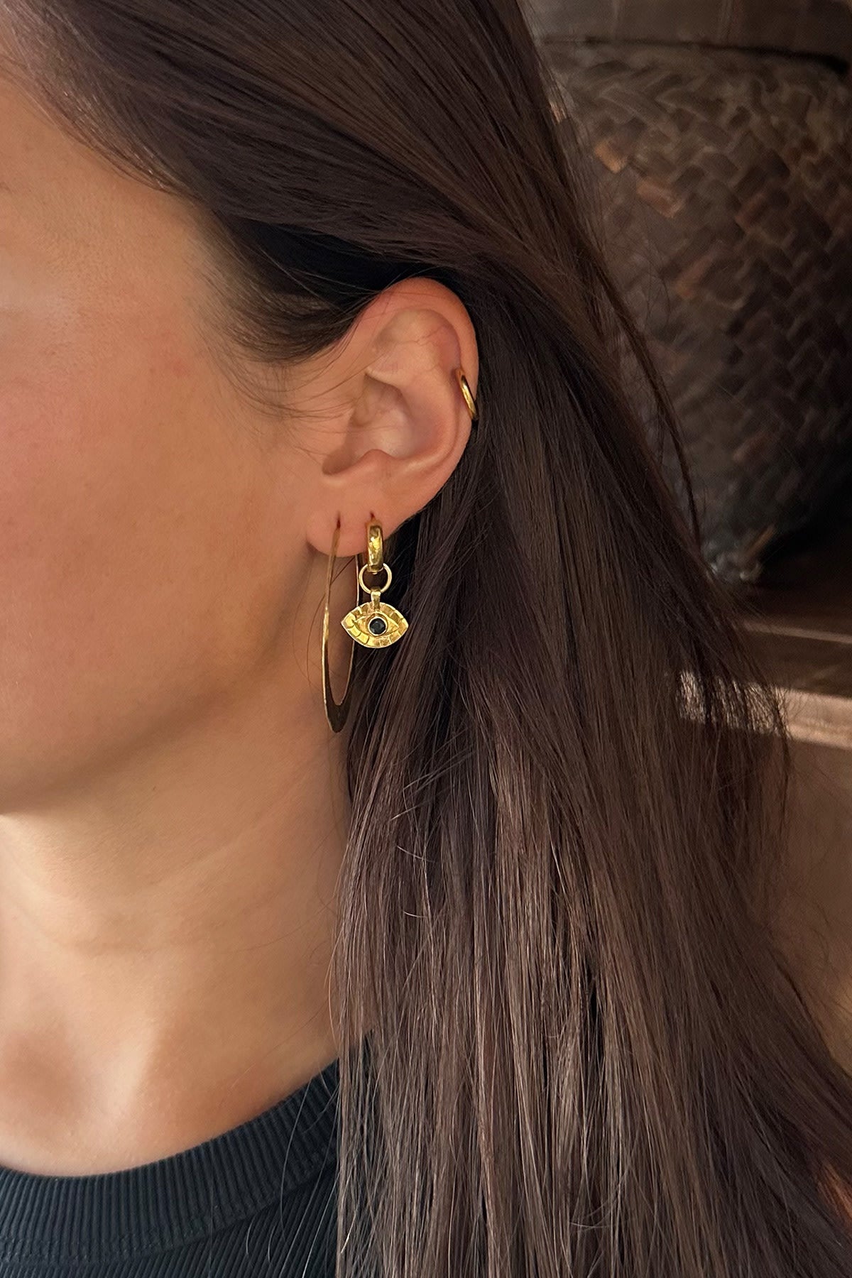 Nafsu - Hammered hoop S I Gold plated 2 - Rabens Saloner - DK