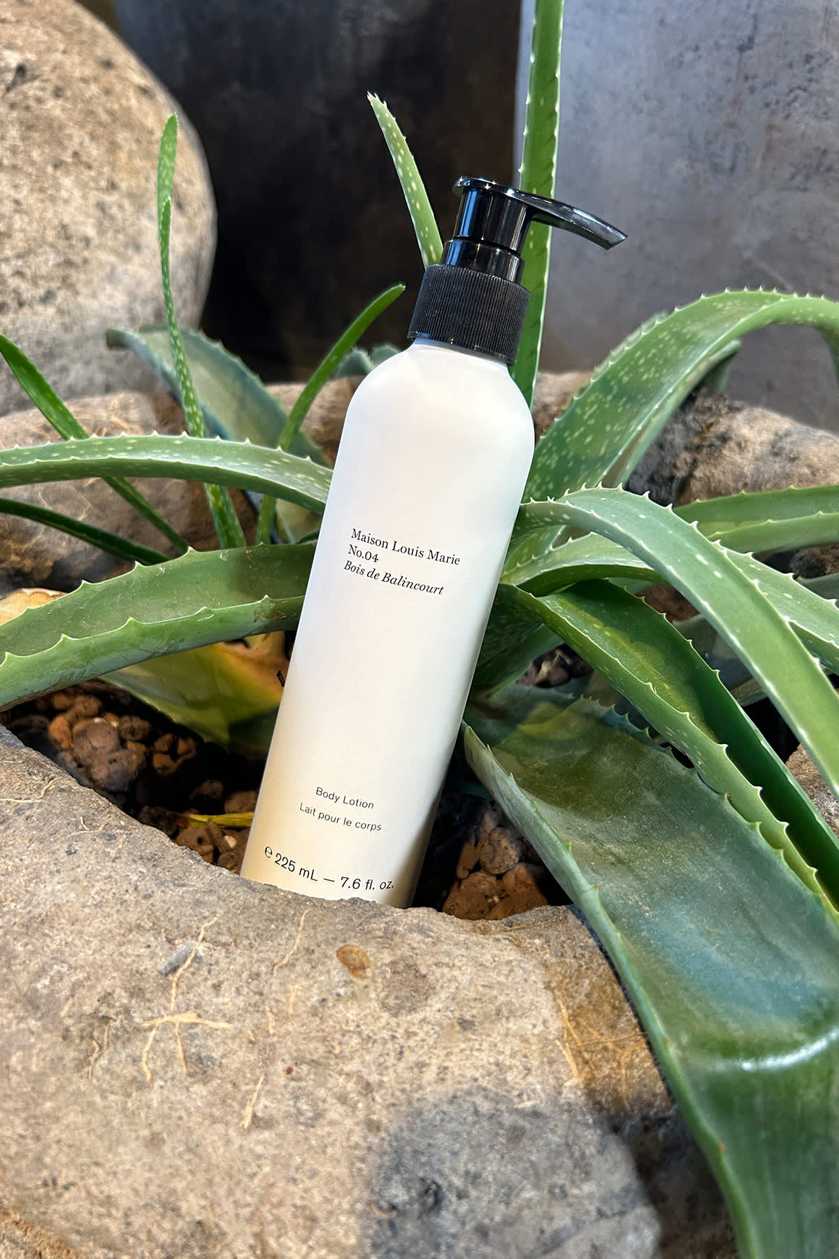 Body & Hand Lotion - Maison Louis Marie I No.04 Bois de Balincourt 4 - Rabens Saloner - DK