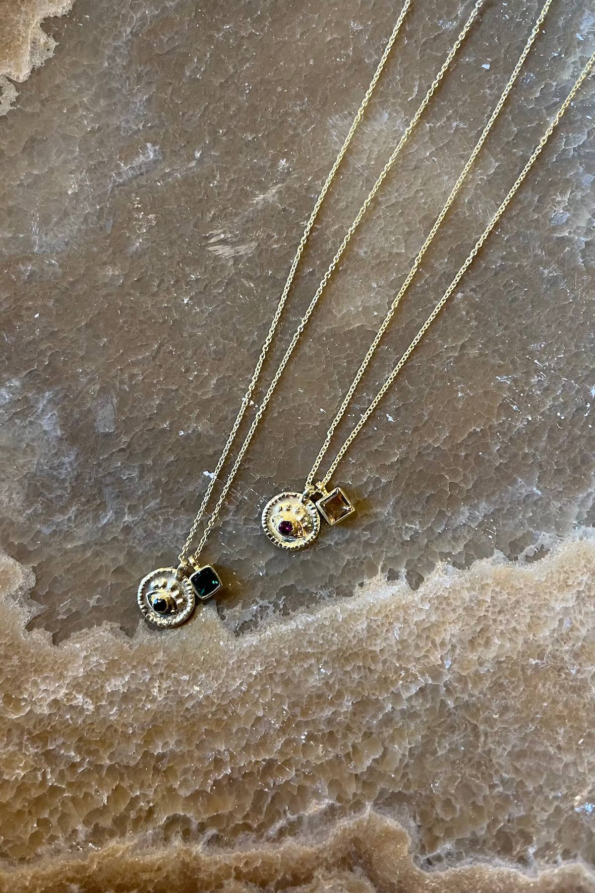 Nafsu - Necklace w/eye and square pendant I Bright combo 1 - Rabens Saloner - DK