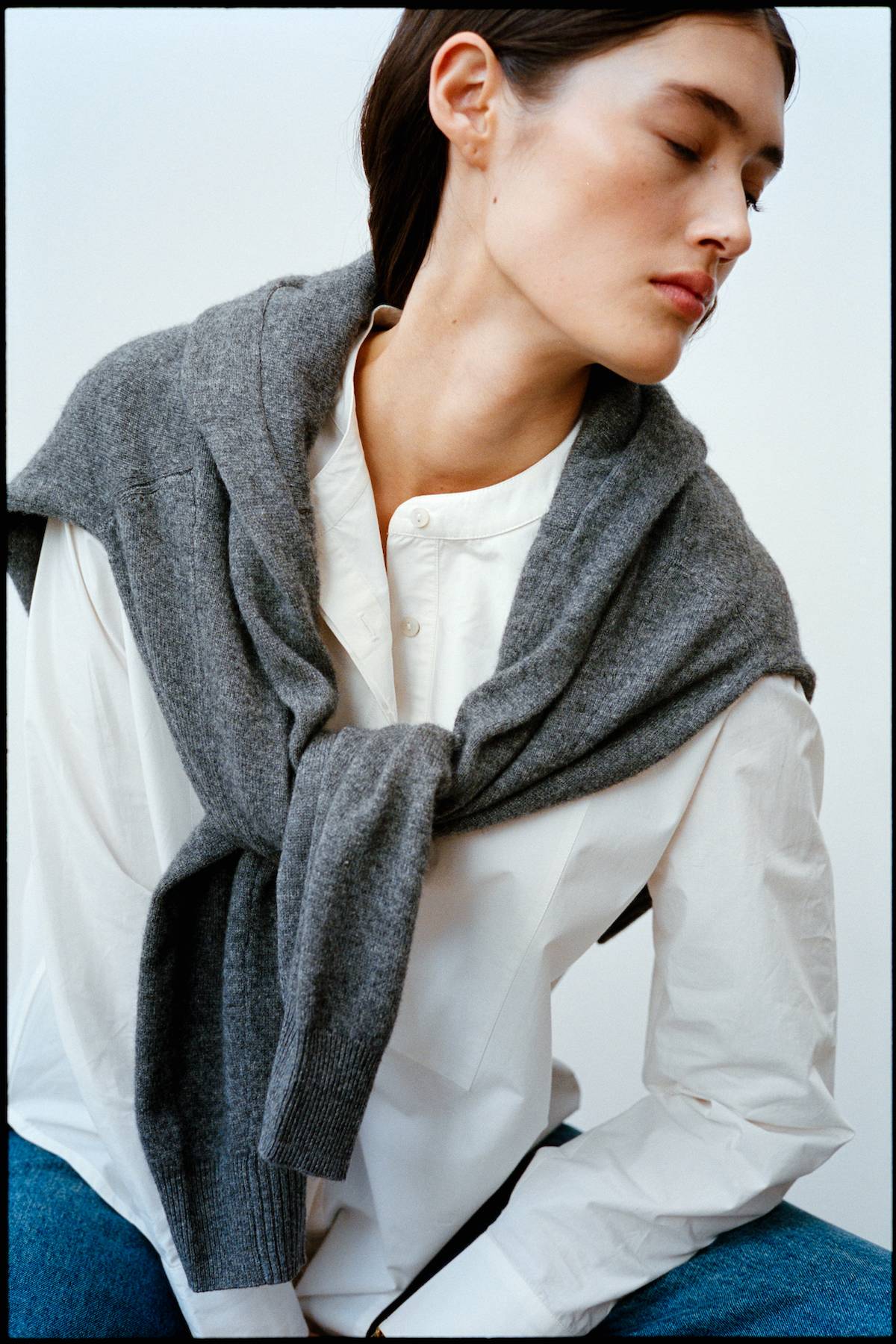 Sunny - Crisp cotton bib front shirt I White 6 - Rabens Saloner - DK