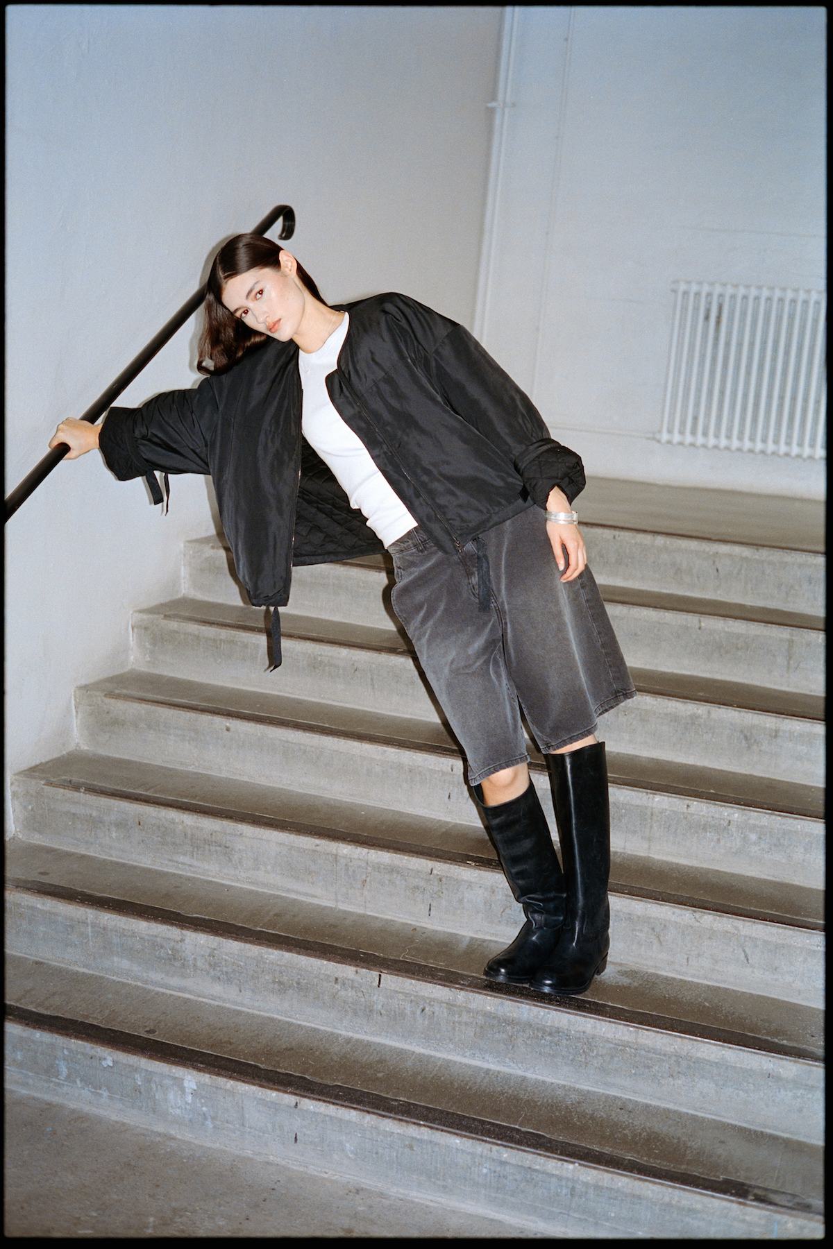 Glod - Arched jacket I Black 2 - Rabens Saloner - DK