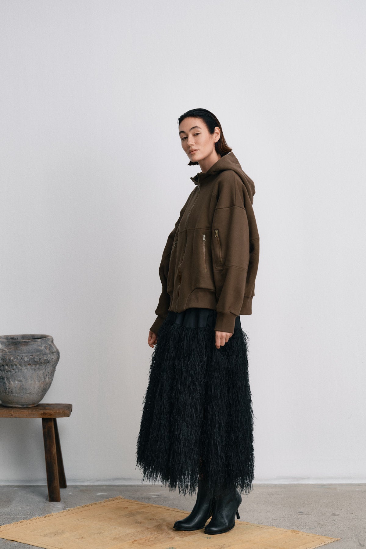 Magna - Plume combo full skirt I PRE-ORDER I Black 6 - Rabens Saloner - DK