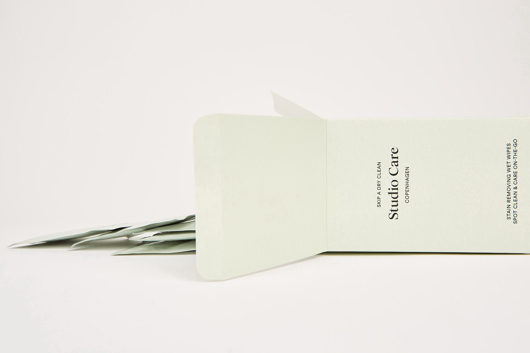 Stain Removing Wet Wipes - Studio Care Copenhagen I Pastel Green 2 - Rabens Saloner - DK