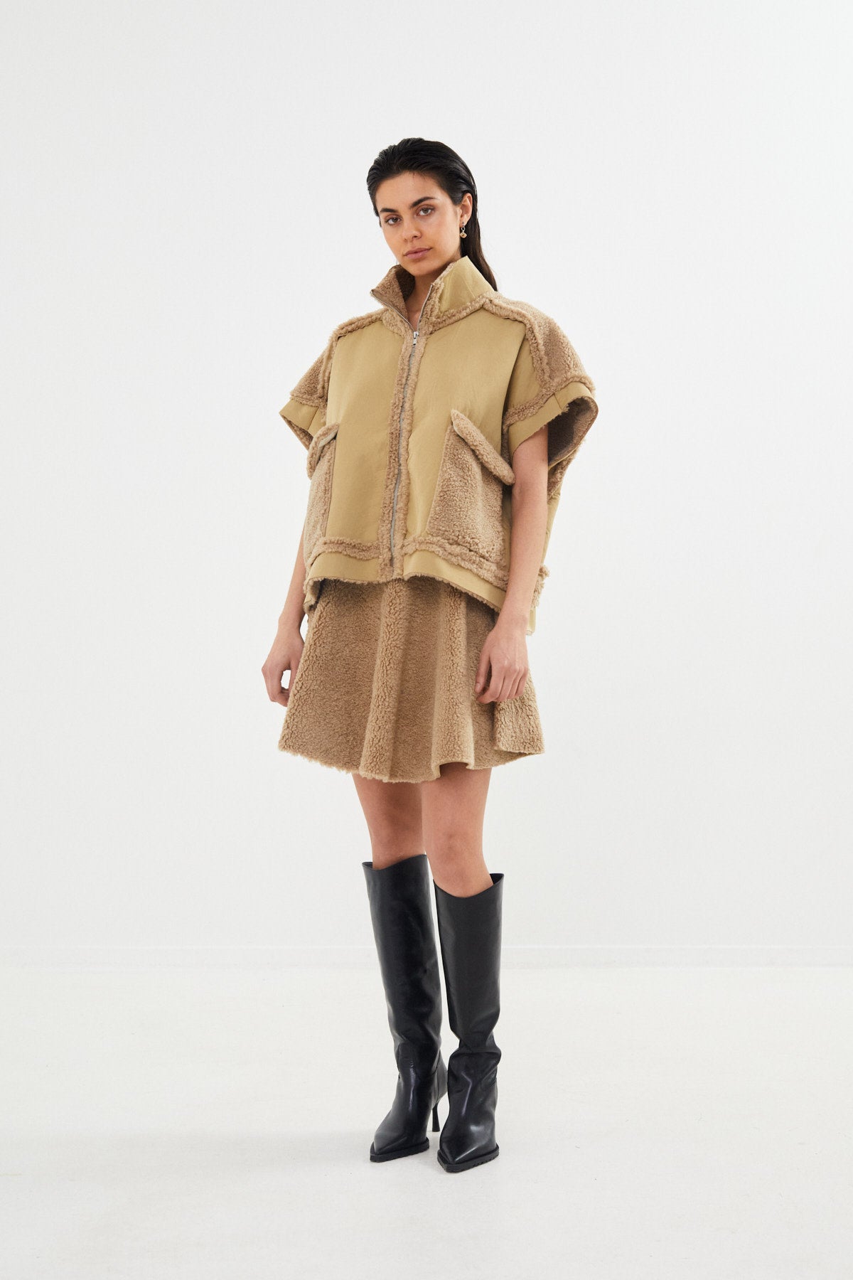 Tamys - Faux shearling tunic vest I Amber 2 - Rabens Saloner - DK