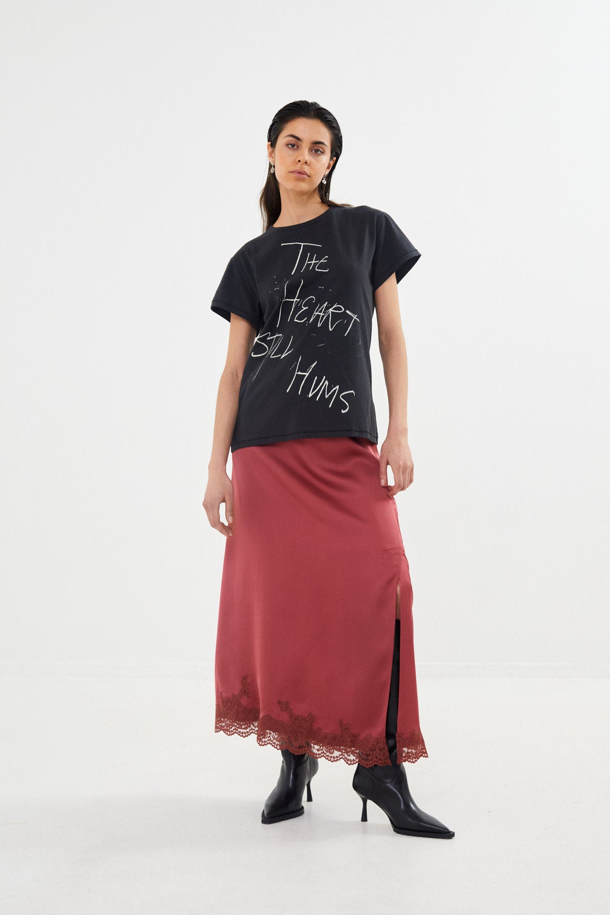 Ambla - Heartbeat T shirt I Russet Burgundy 3 - Rabens Saloner - DK