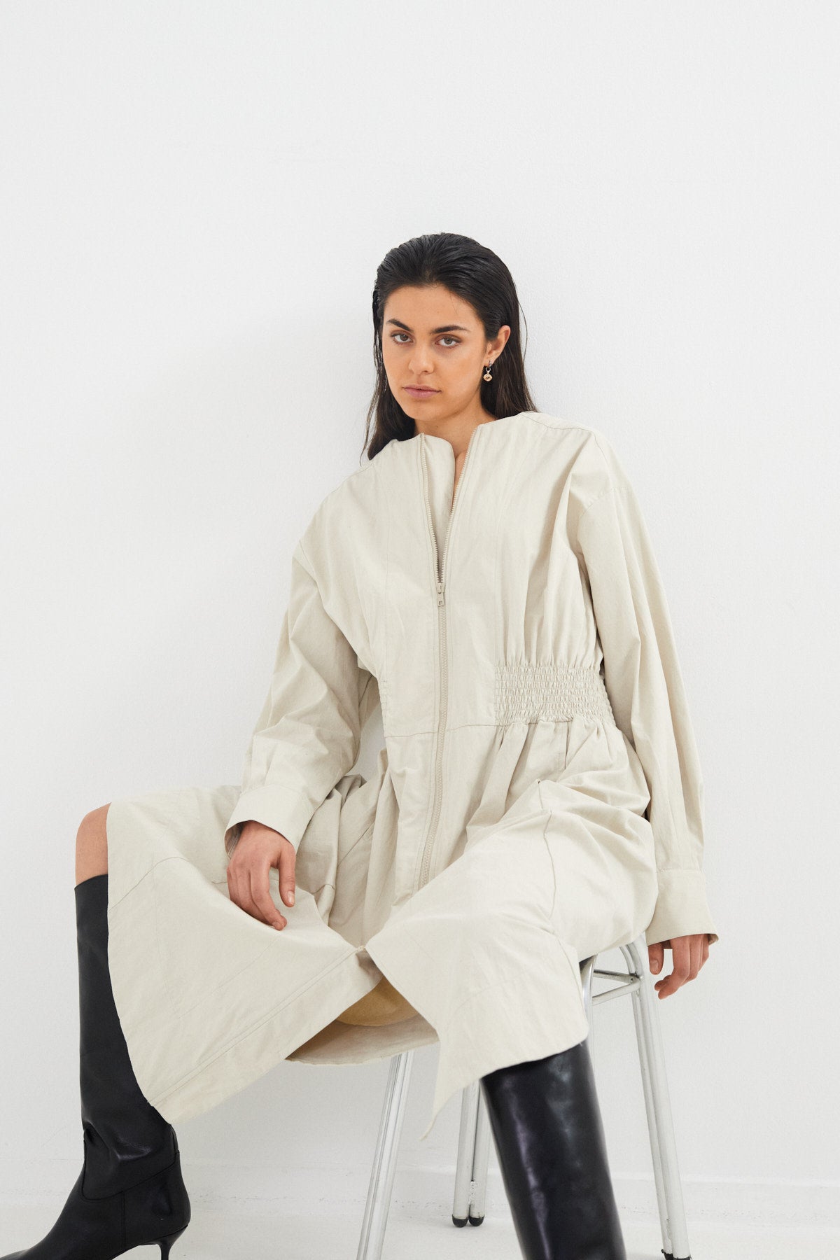 Mirell - Poplin heavy zip front dress I Oyster Oyster XS/S 2 - Rabens Saloner - DK
