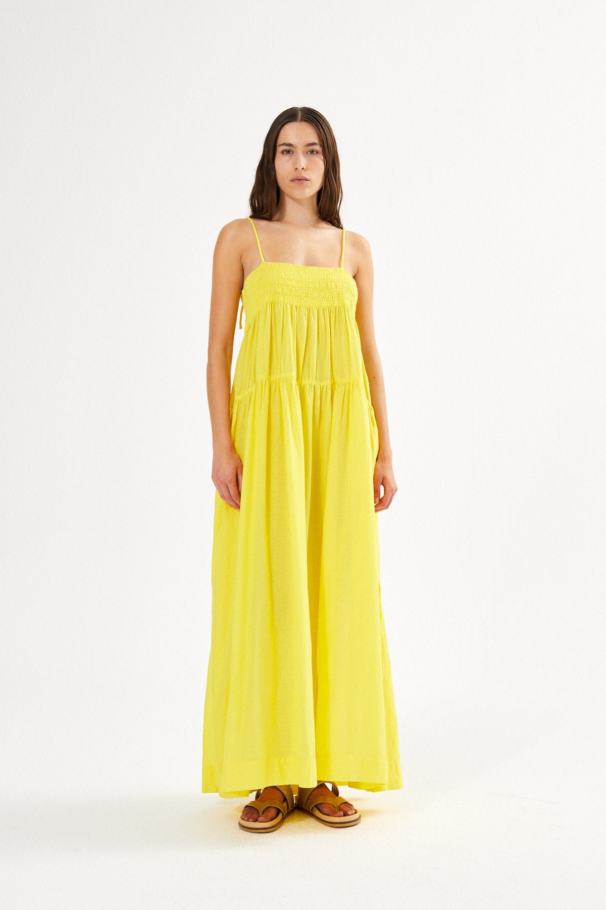 Dodo - Cotton smock tier dress I Sunshine yellow 1 - Rabens Saloner - DK