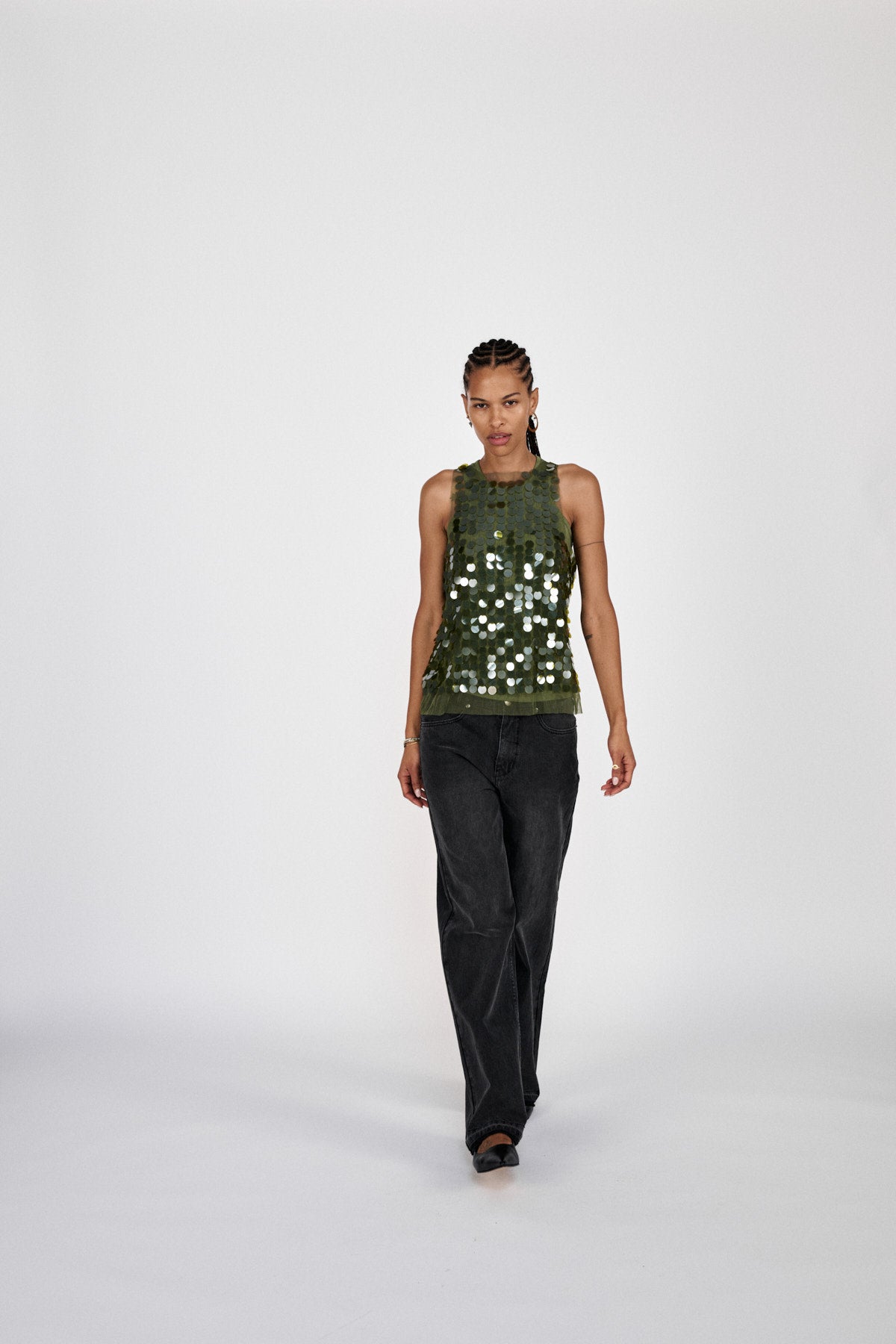 Lilos - Clover sequins tank top I Army Green 4 - Rabens Saloner - DK