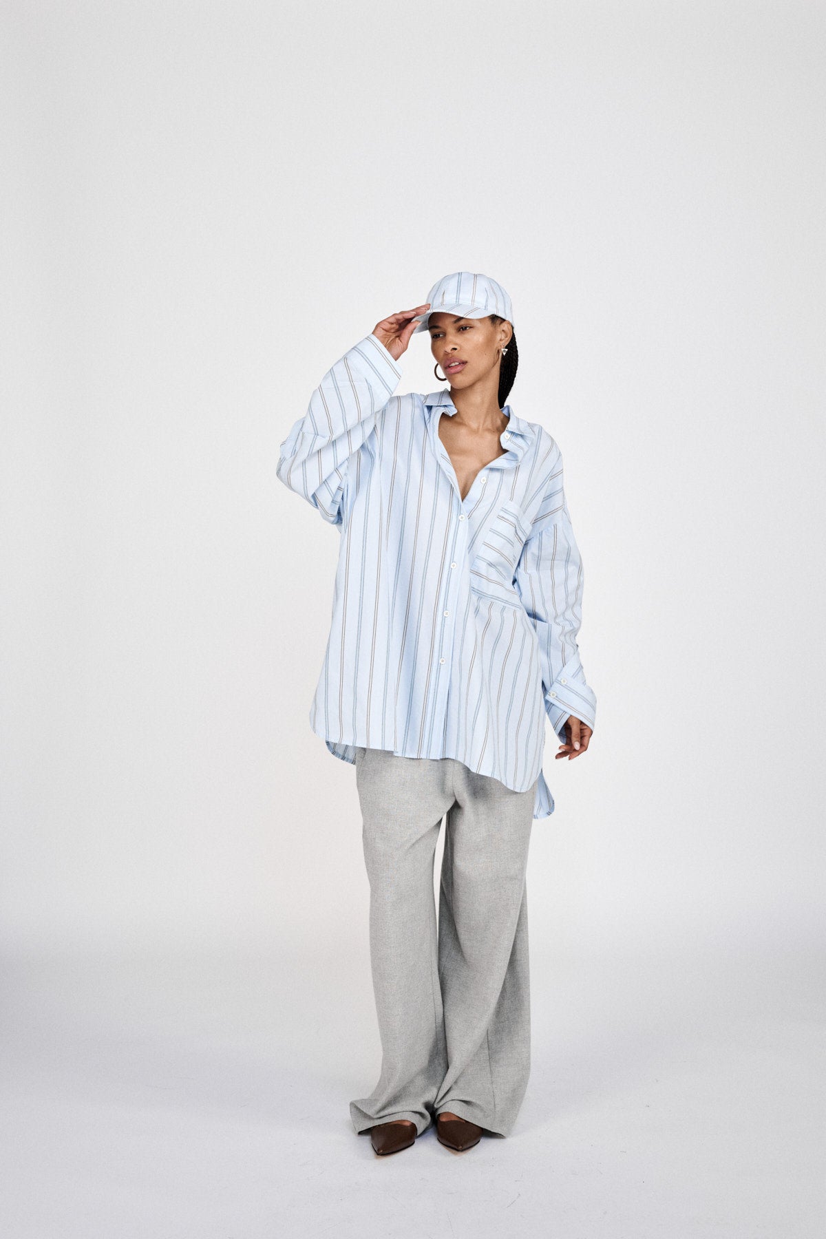 Bobbies - Reverse stripe oversized shirt I Blue pyjama stripe 4 - Rabens Saloner - DK