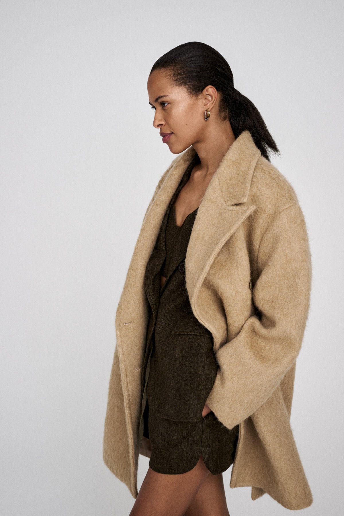 Leanna - Fuzzy oversized coat I Oatmeal 4 - Rabens Saloner - DK