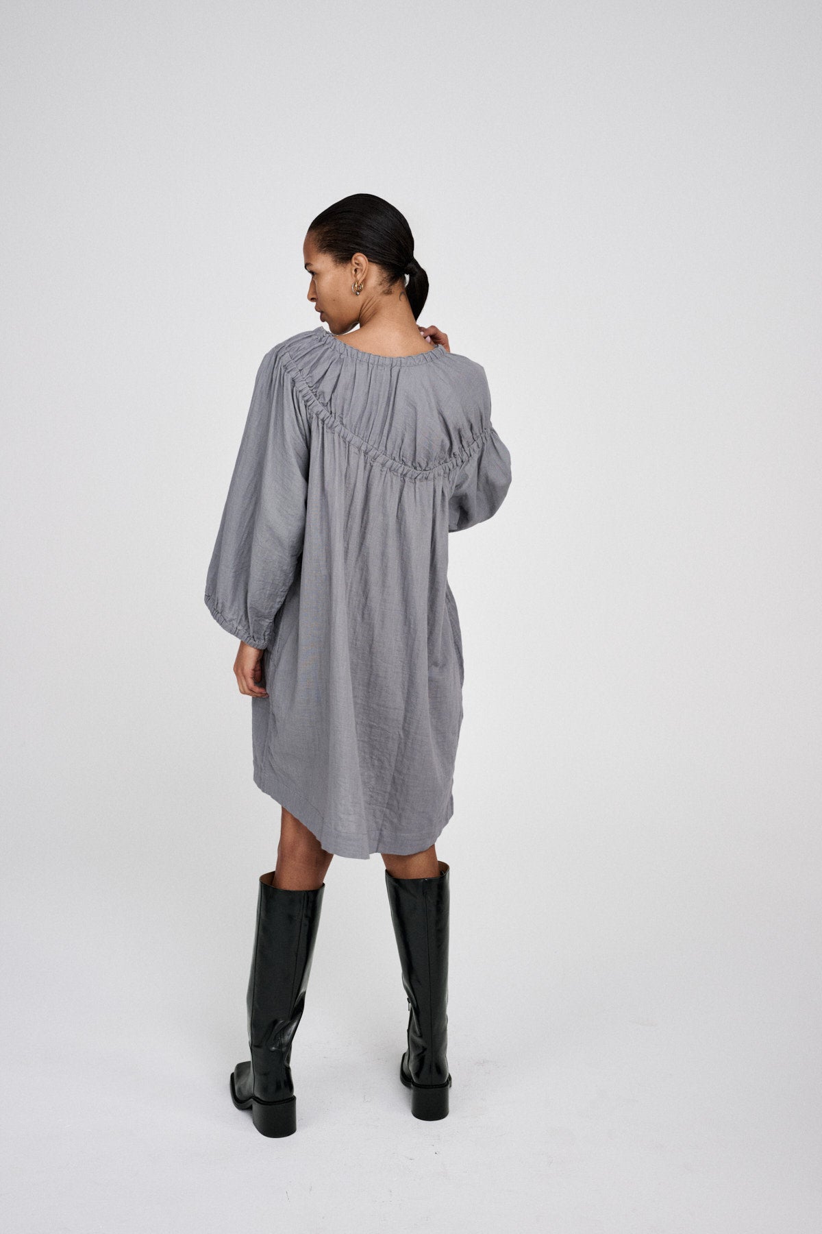 Mae - Cotton dbl elasticated dress I Black 4 - Rabens Saloner - DK