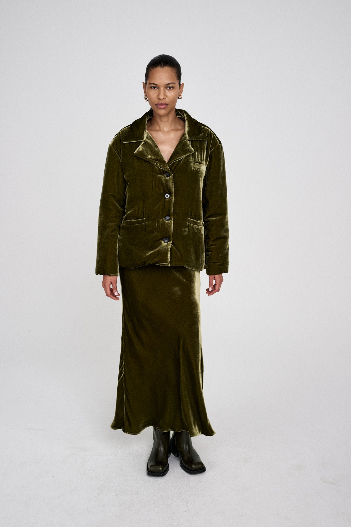 Santana - Velvet paded jacket I Olive 2 - Rabens Saloner - DK