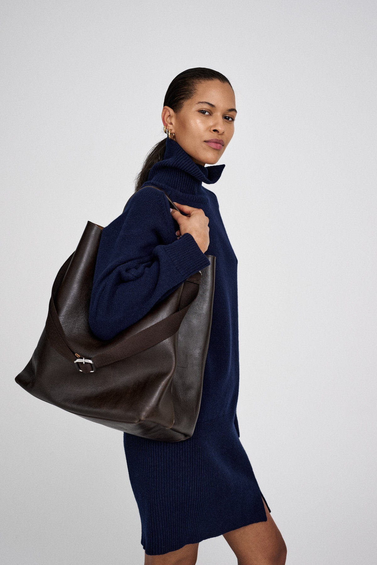 Carole - Pure wool dress I Navy 3 - Rabens Saloner - DK