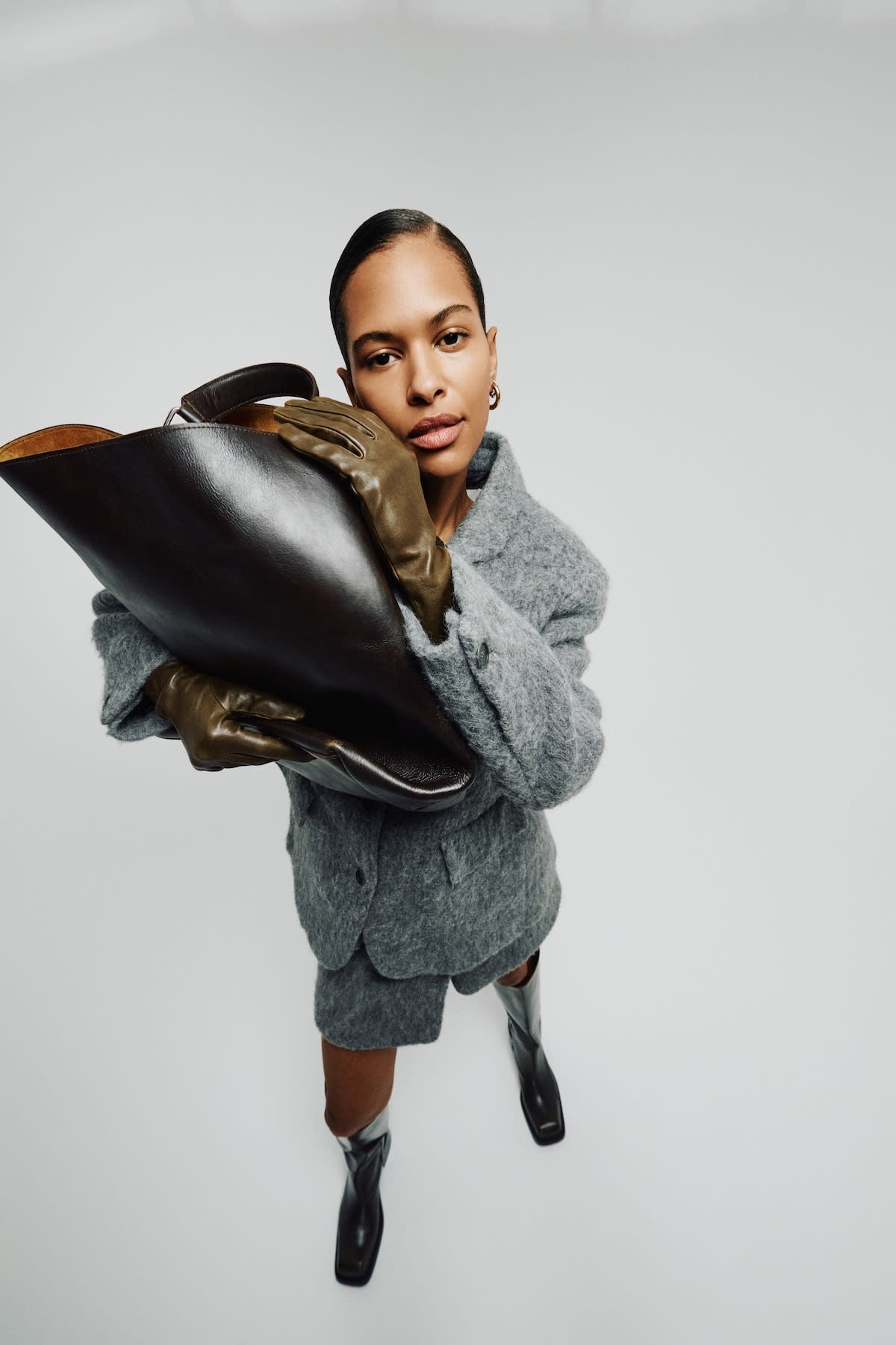 Daya - Leather large bucket bag I Coffee 3 - Rabens Saloner - DK