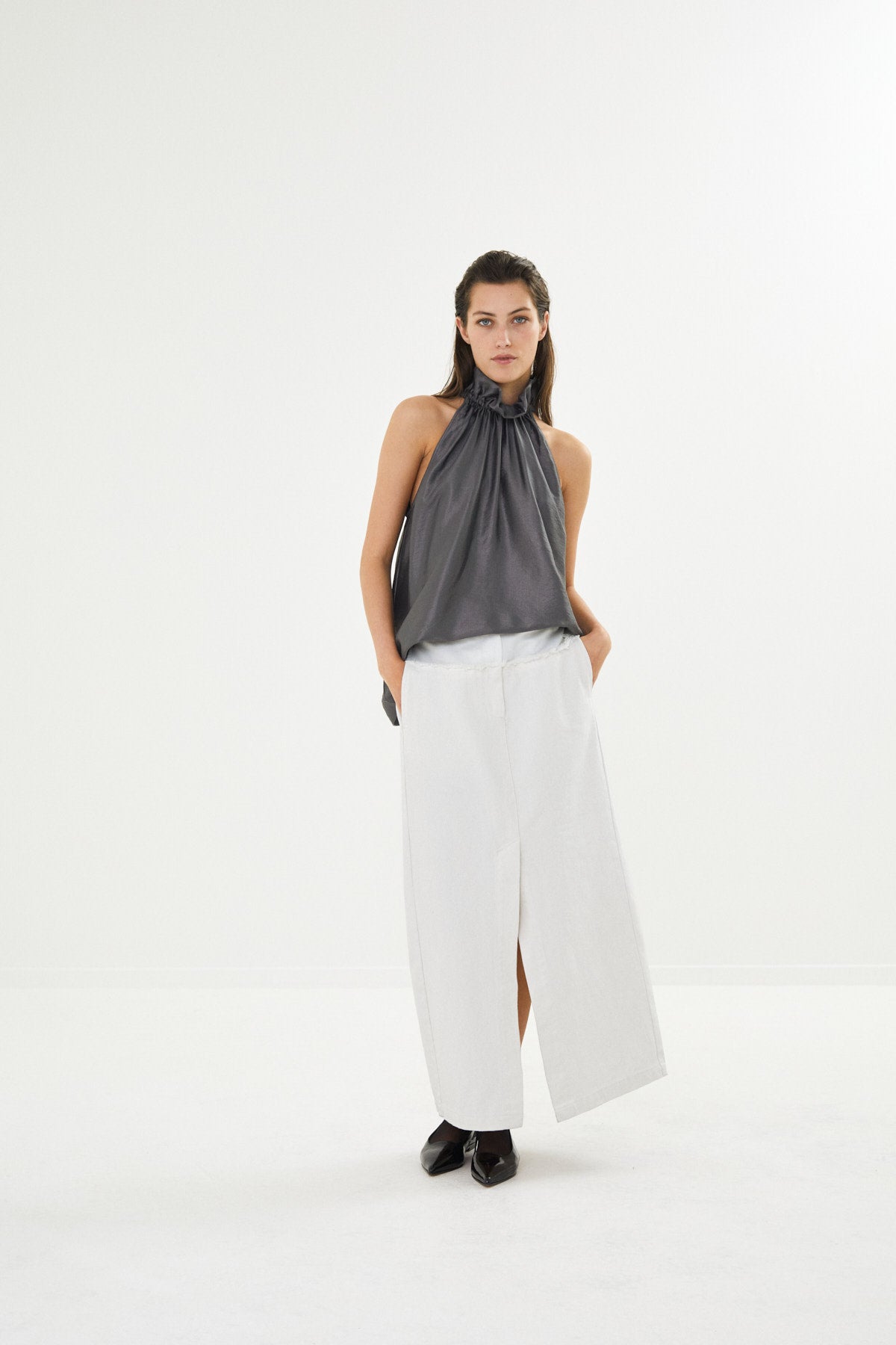 PreLoved Hali - Hammered metal halter top I Gun metal - M 3 - Rabens Saloner - DK