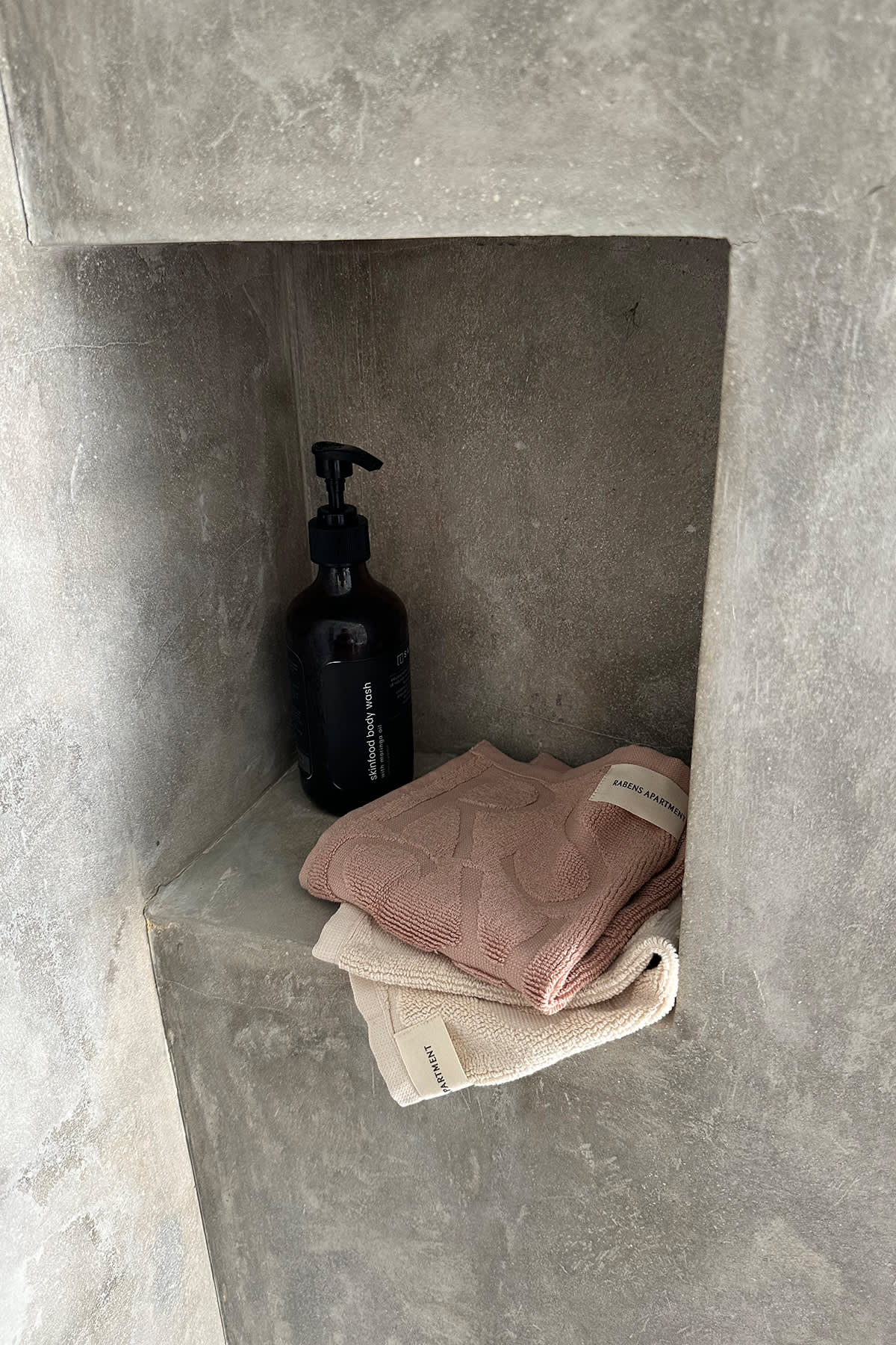 Monogram wash cloth - Wash cloth 30x30 cm I Ivory 1 - Rabens Saloner - DK