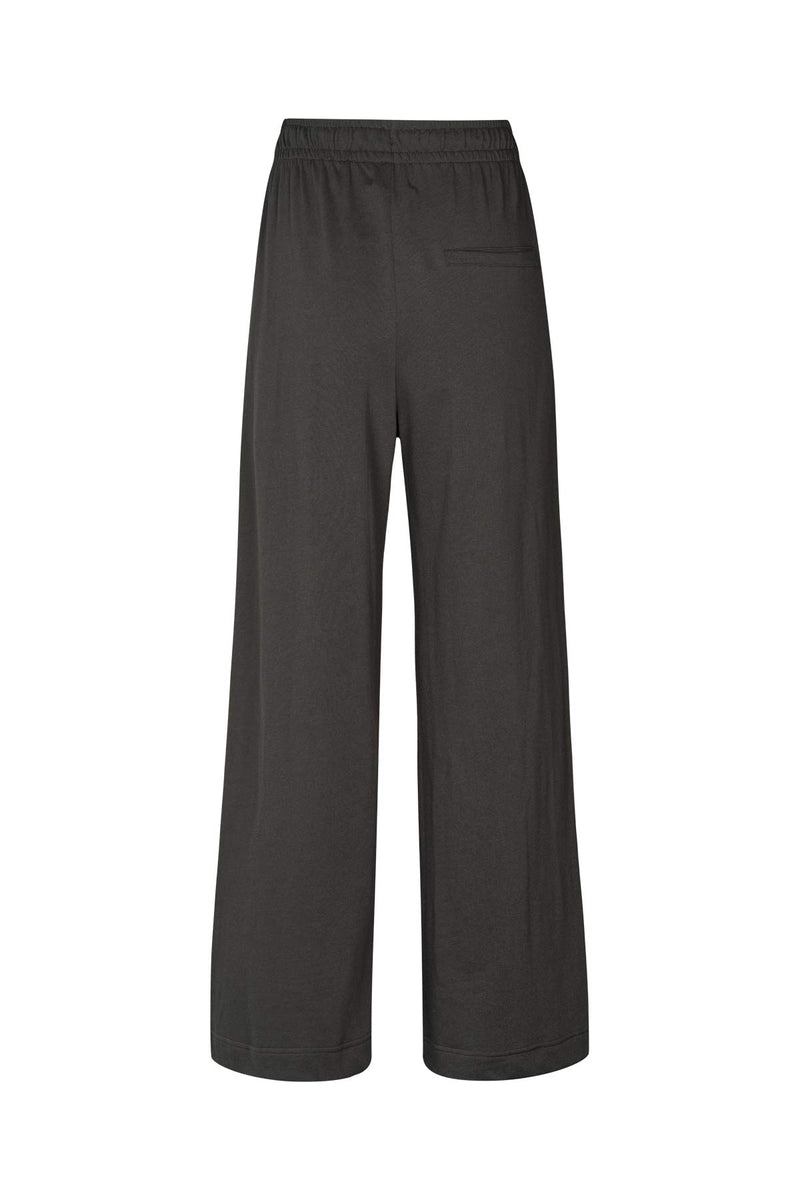 Calla - Light stretch relaxed pants I Faded black 5 - Rabens Saloner - DK