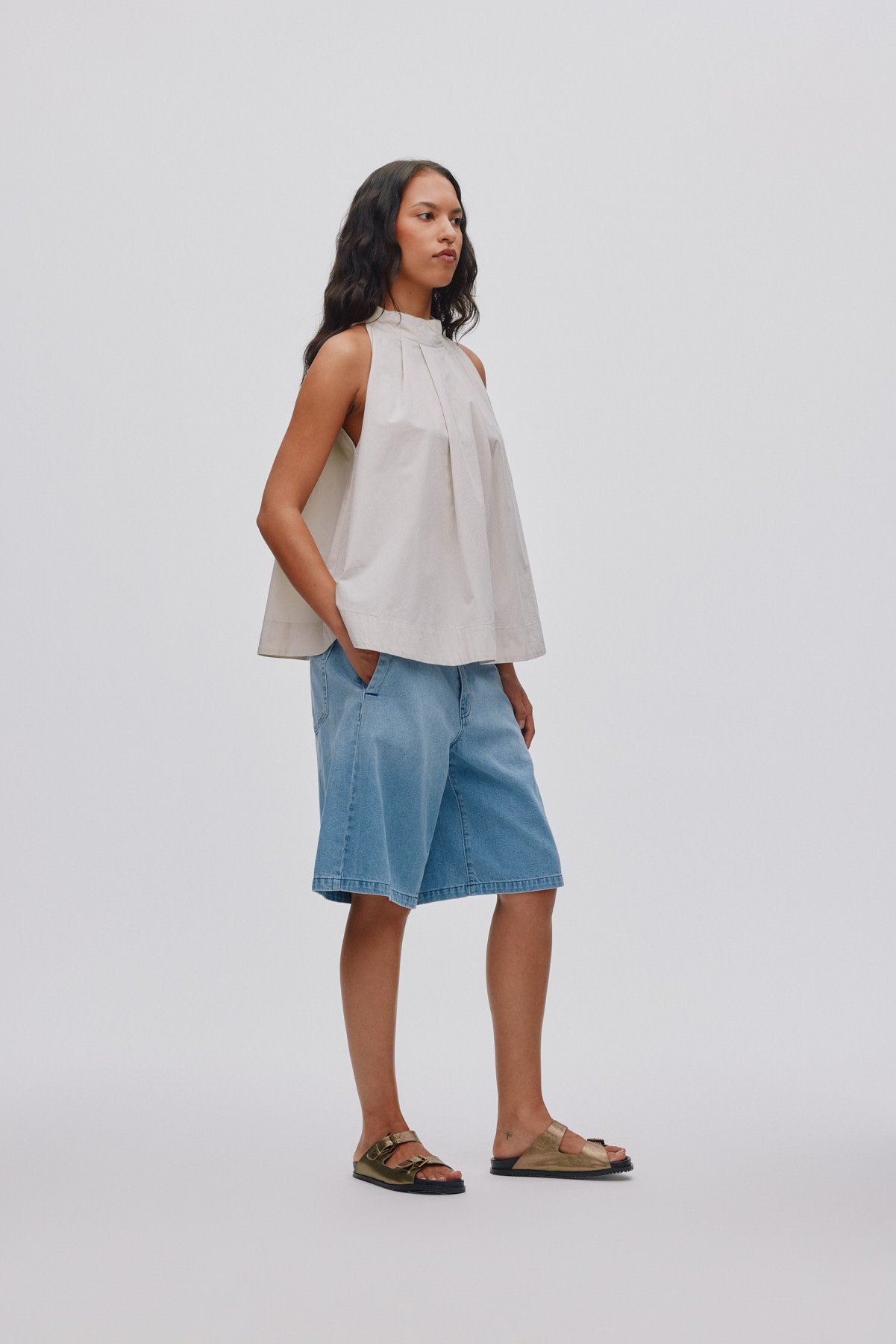 Raha - Light denim wide shorts I Light washed denim 5 - Rabens Saloner - DK