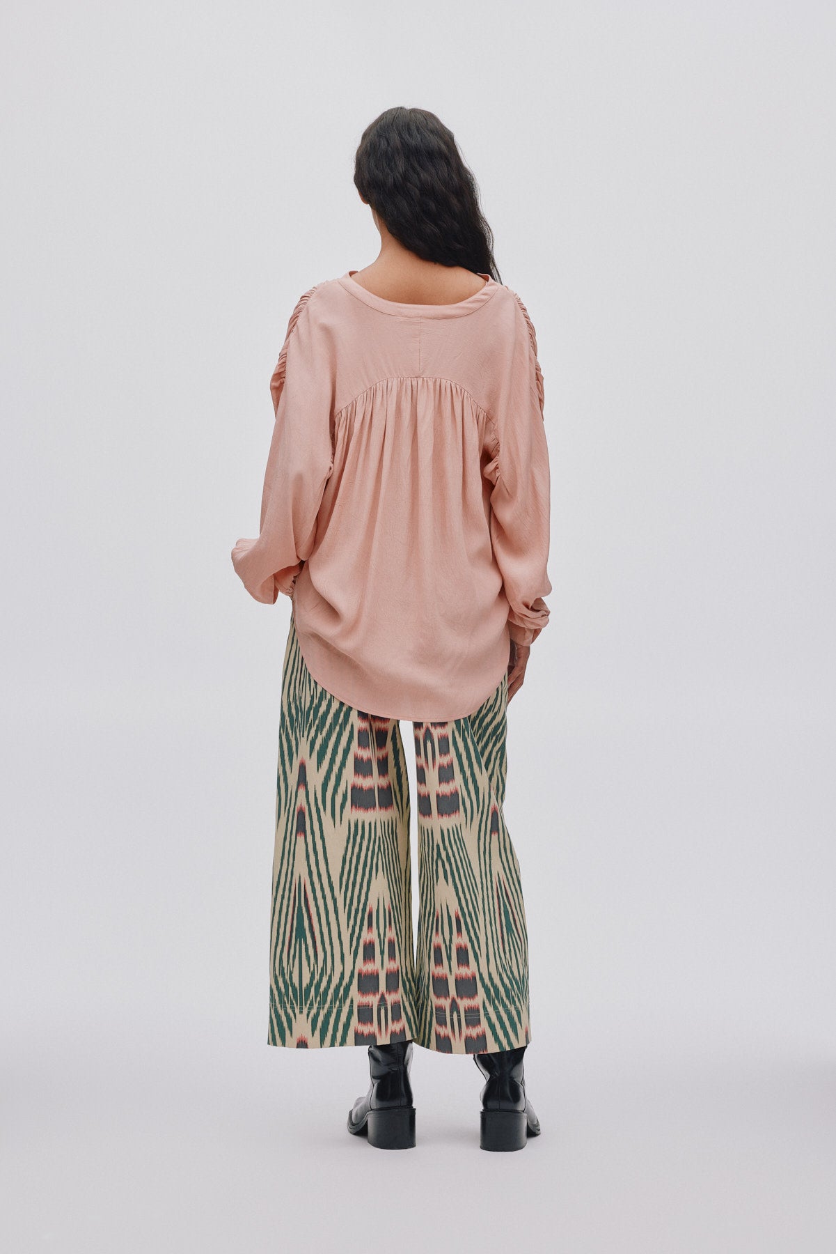 Meg - Sheer lace shirt I Blush 4 - Rabens Saloner - DK