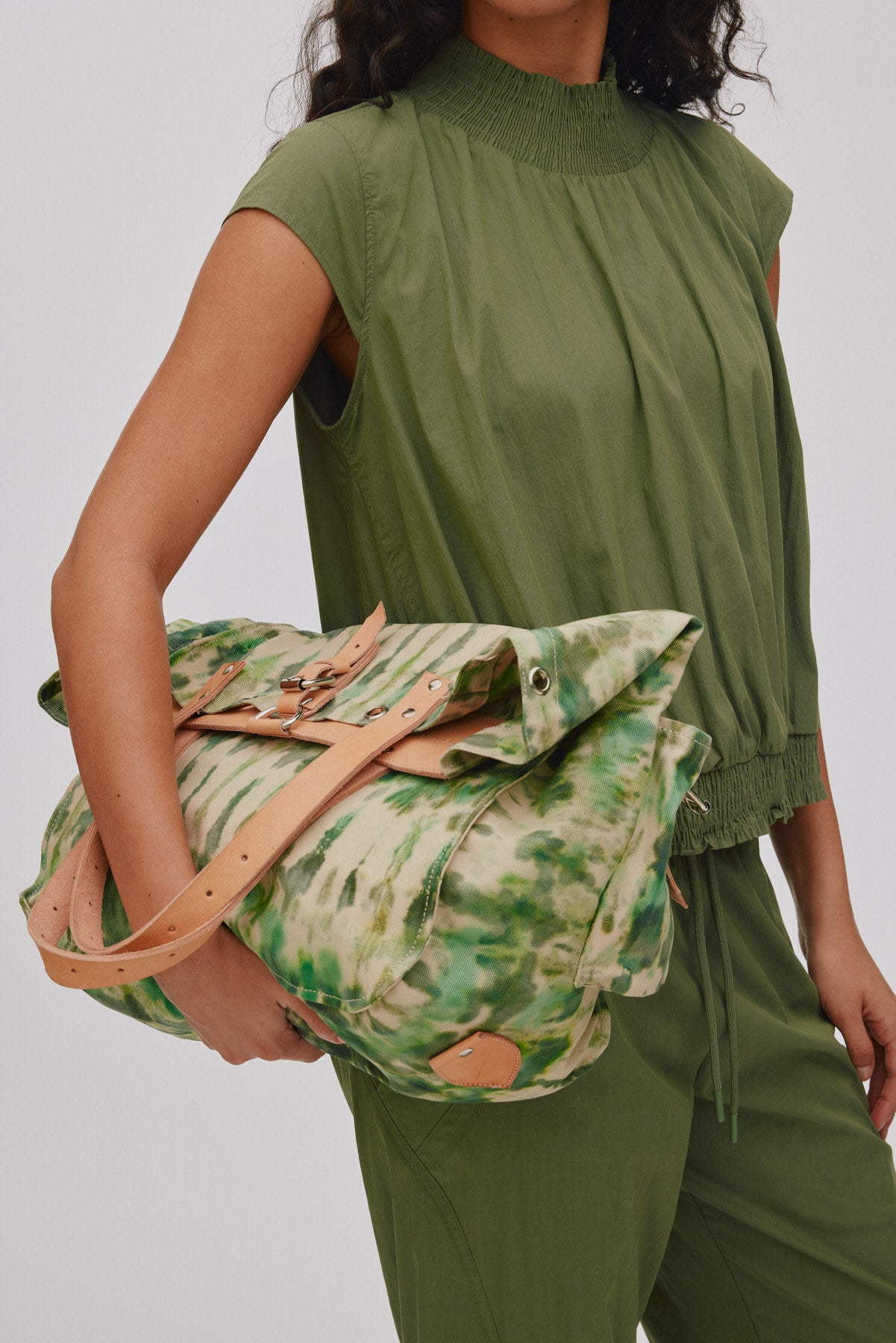 Ceci - Fossil with leather large bag I Army combo 2 - Rabens Saloner - DK