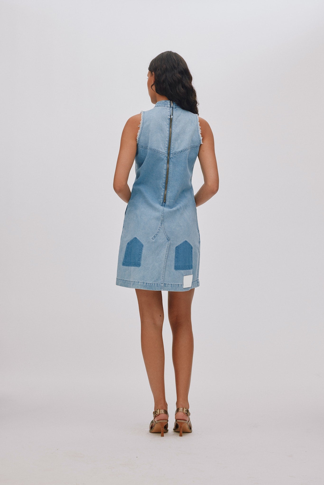 Fee - Light denim dress I Light washed denim 9 - Rabens Saloner - DK