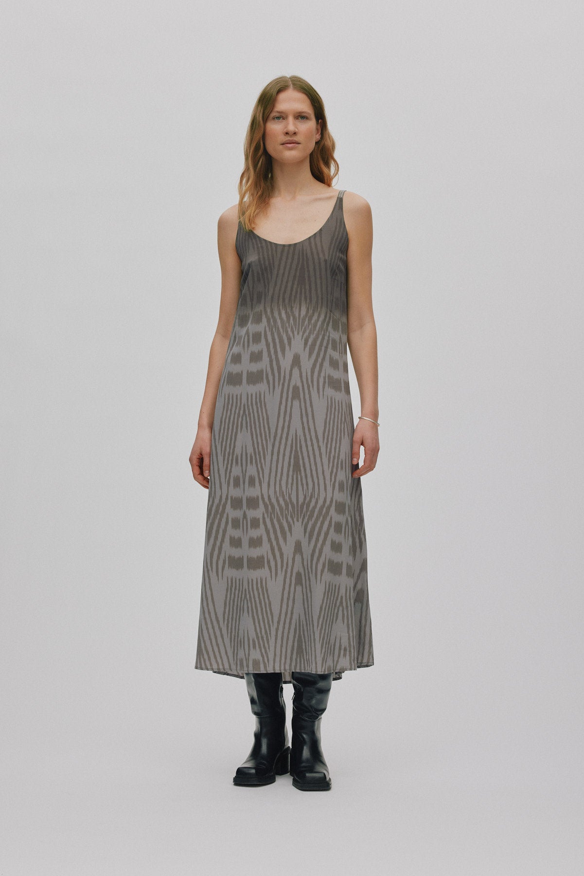 Maice - Ombre ikat slim string dress I Asphalt combo 1 - Rabens Saloner - DK