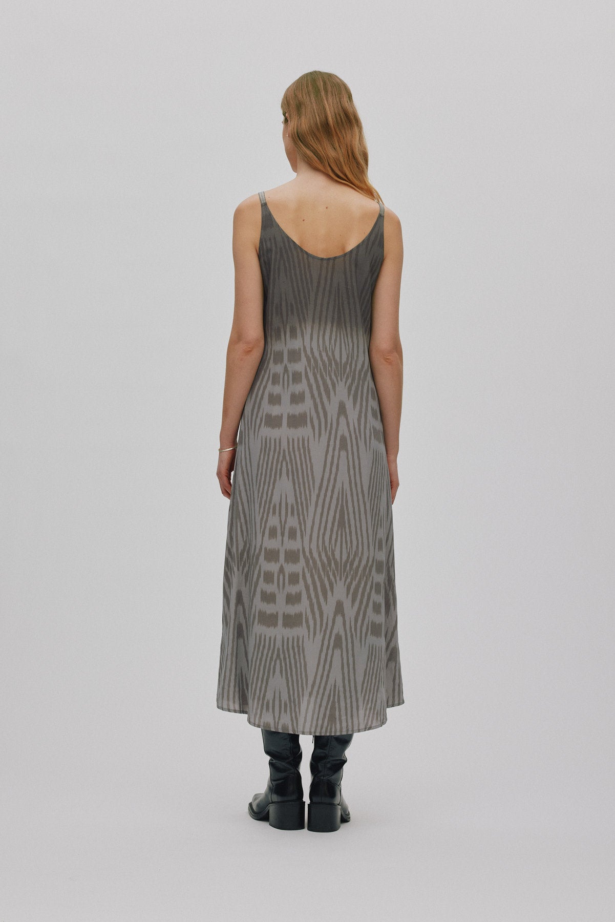 Maice - Ombre ikat slim string dress I Asphalt combo 3 - Rabens Saloner - DK